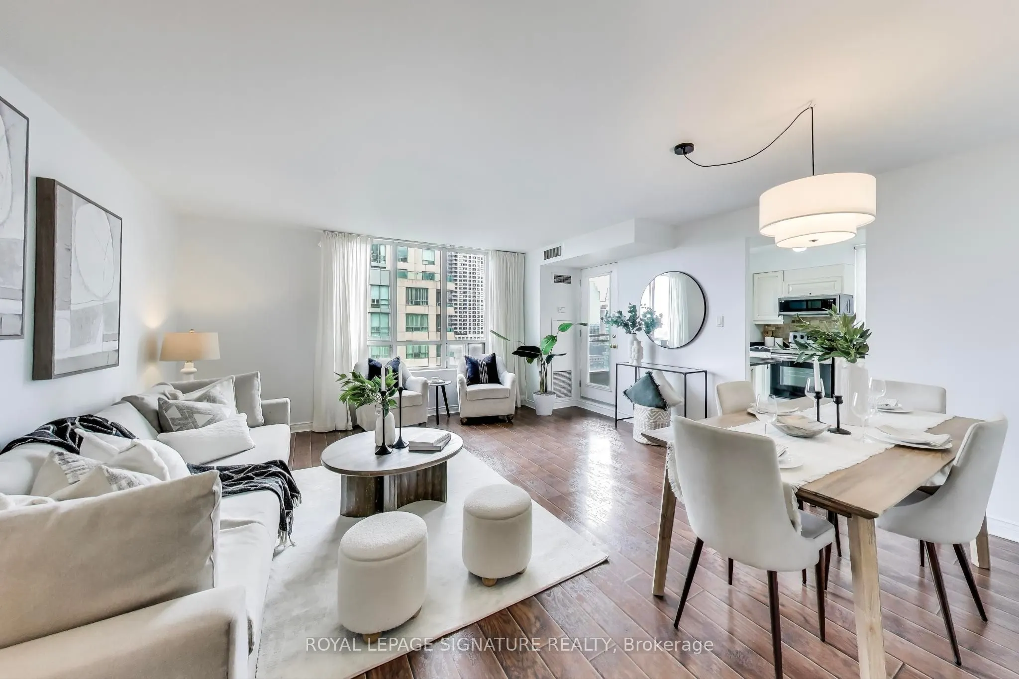 256 Doris Avenue, #1610