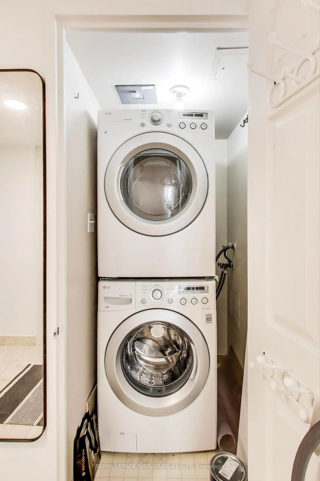 256 Doris Avenue, #1610