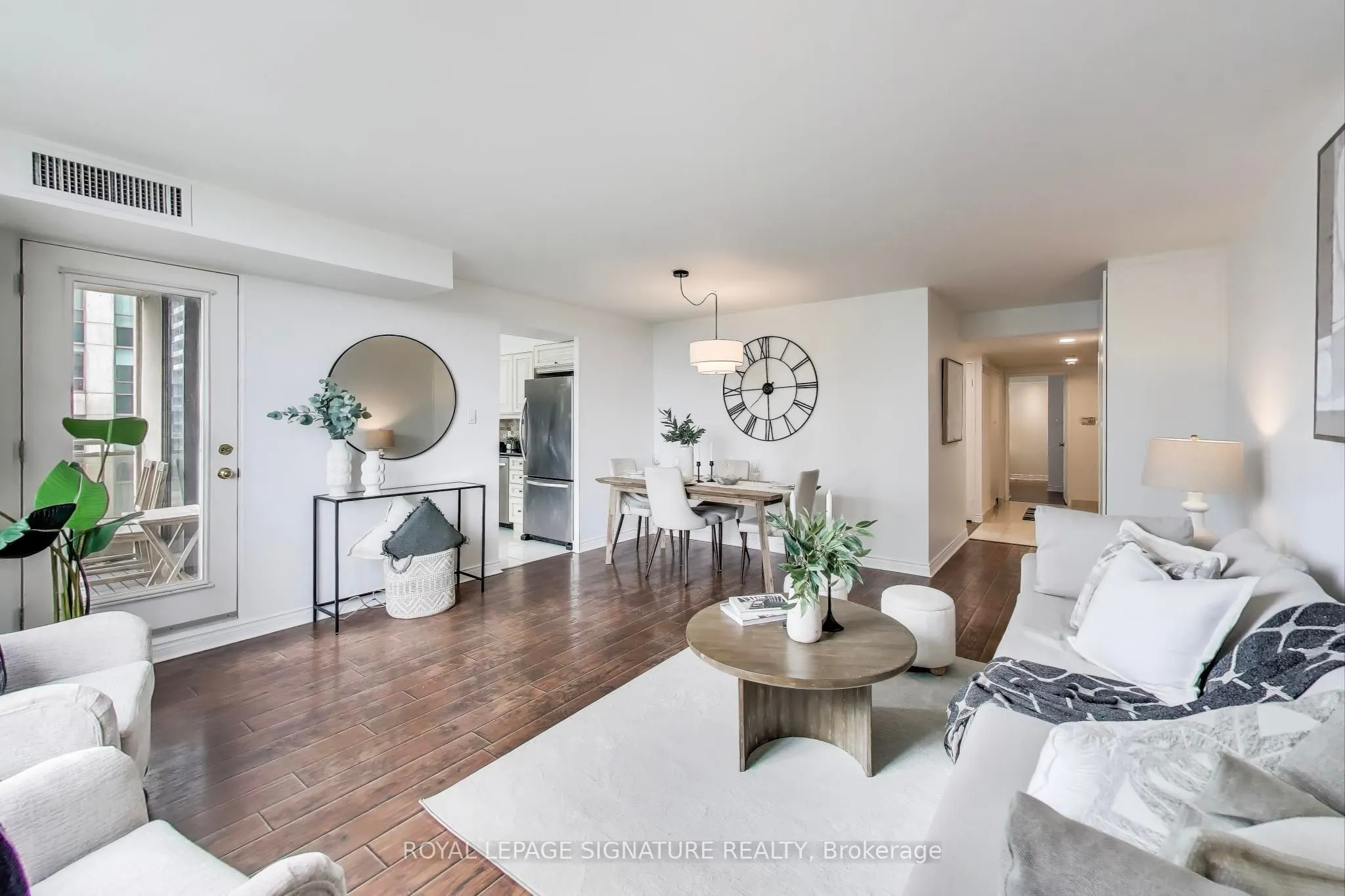 256 Doris Avenue, #1610