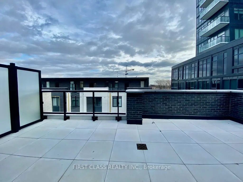 55 Nicholas Avenue, #Th12
