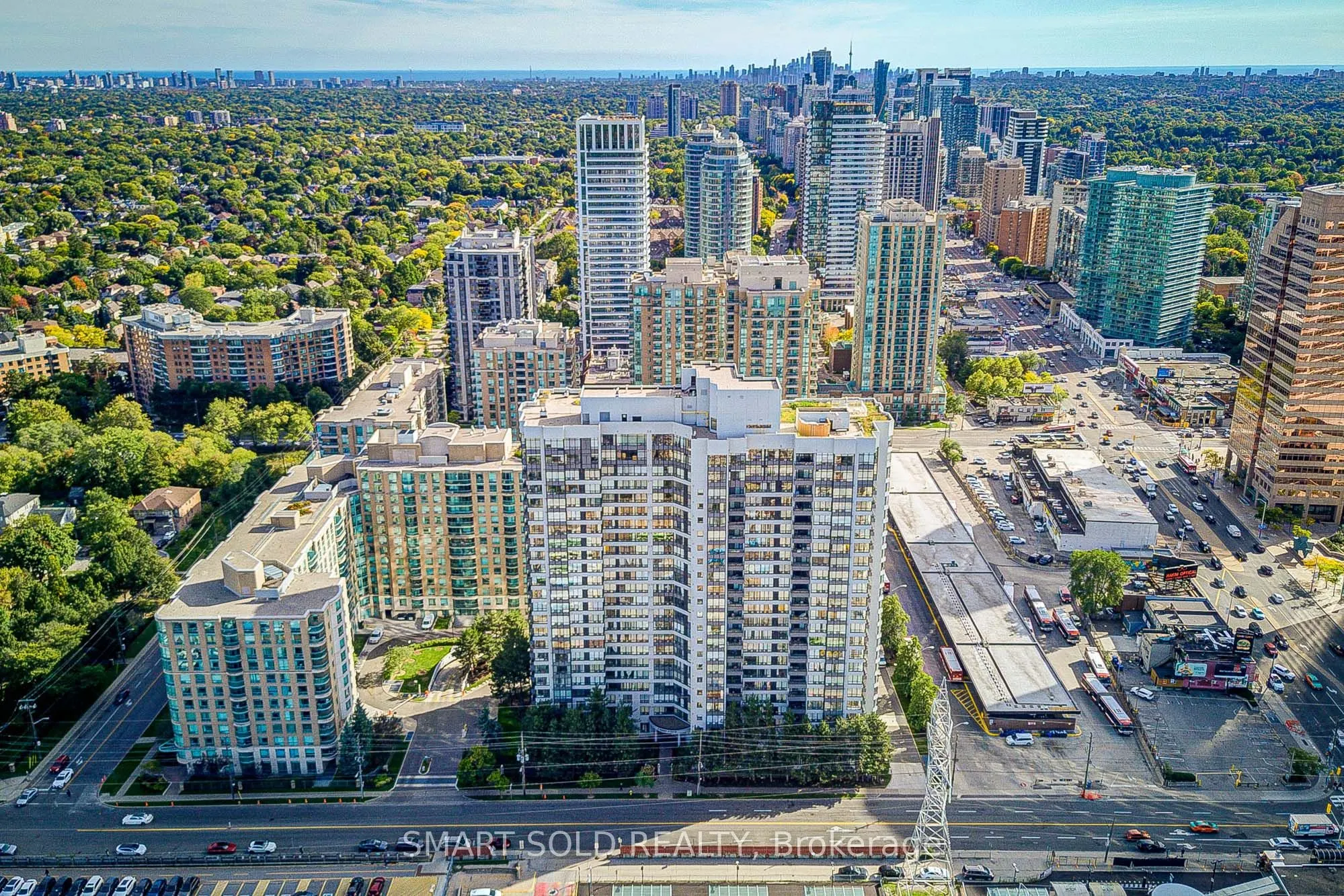 7 Bishop Avenue, #516