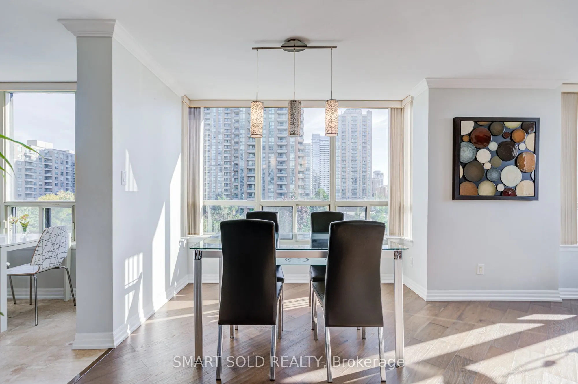 7 Bishop Avenue, #516