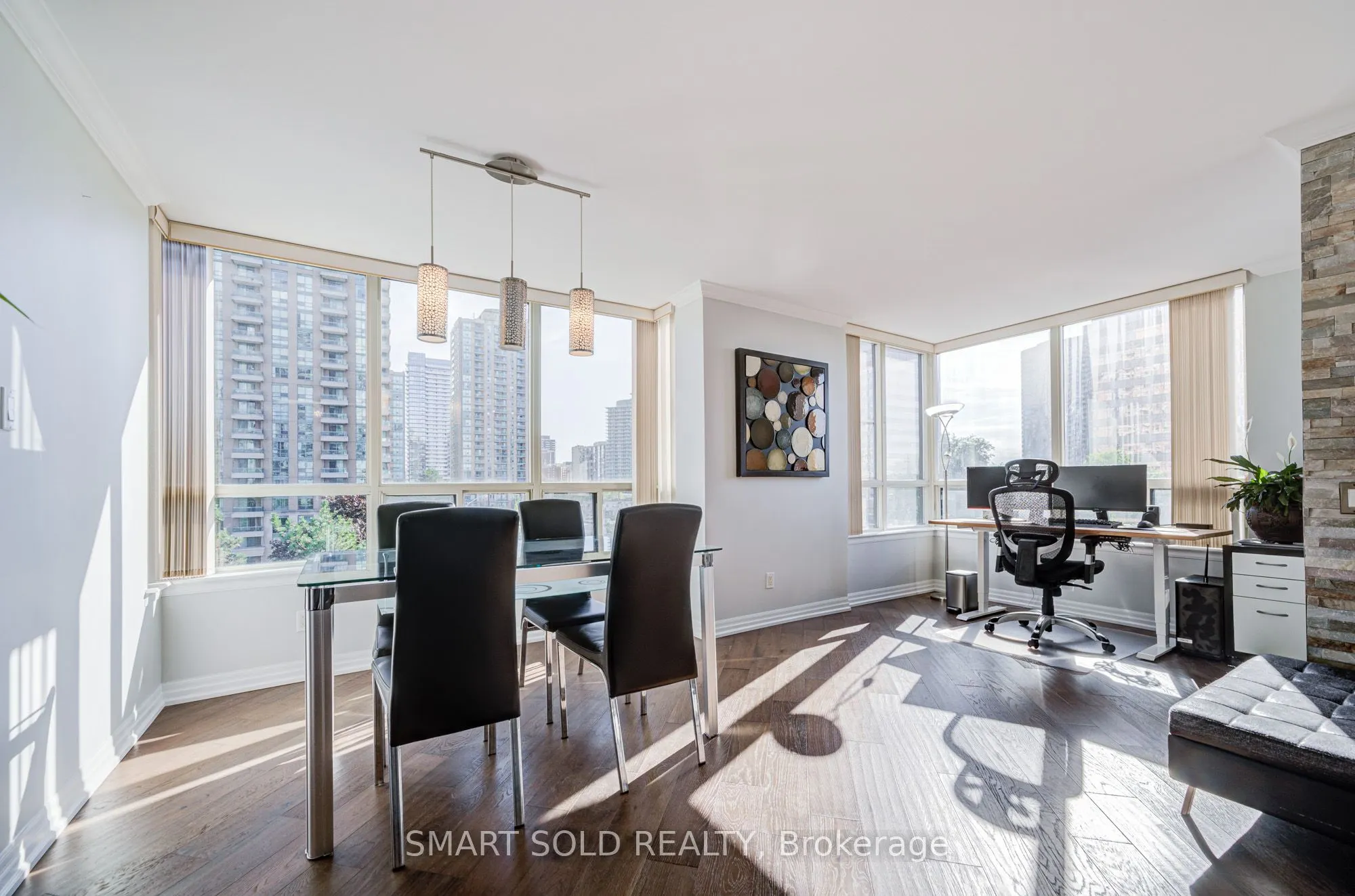 7 Bishop Avenue, #516