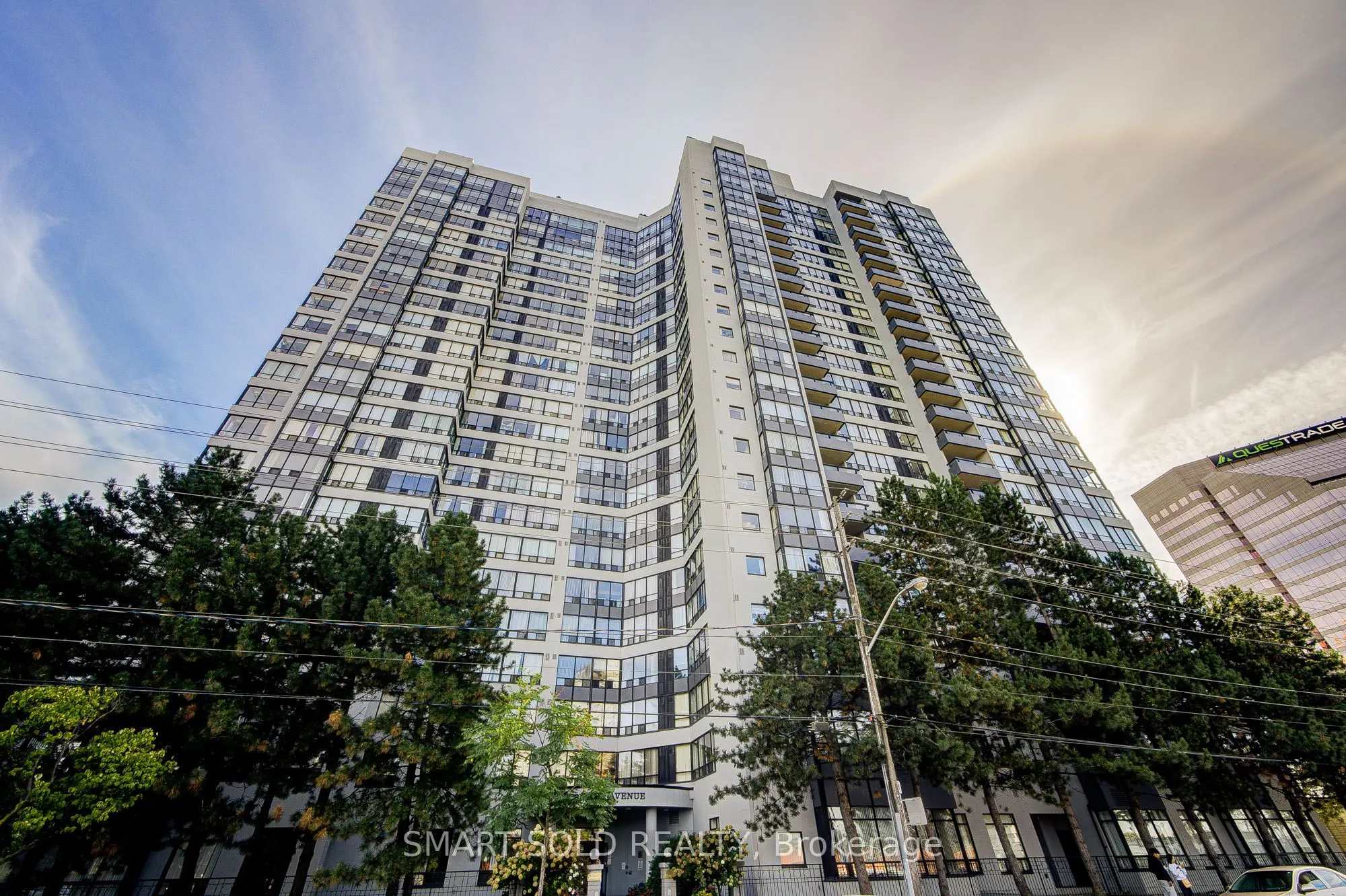 7 Bishop Avenue, #516