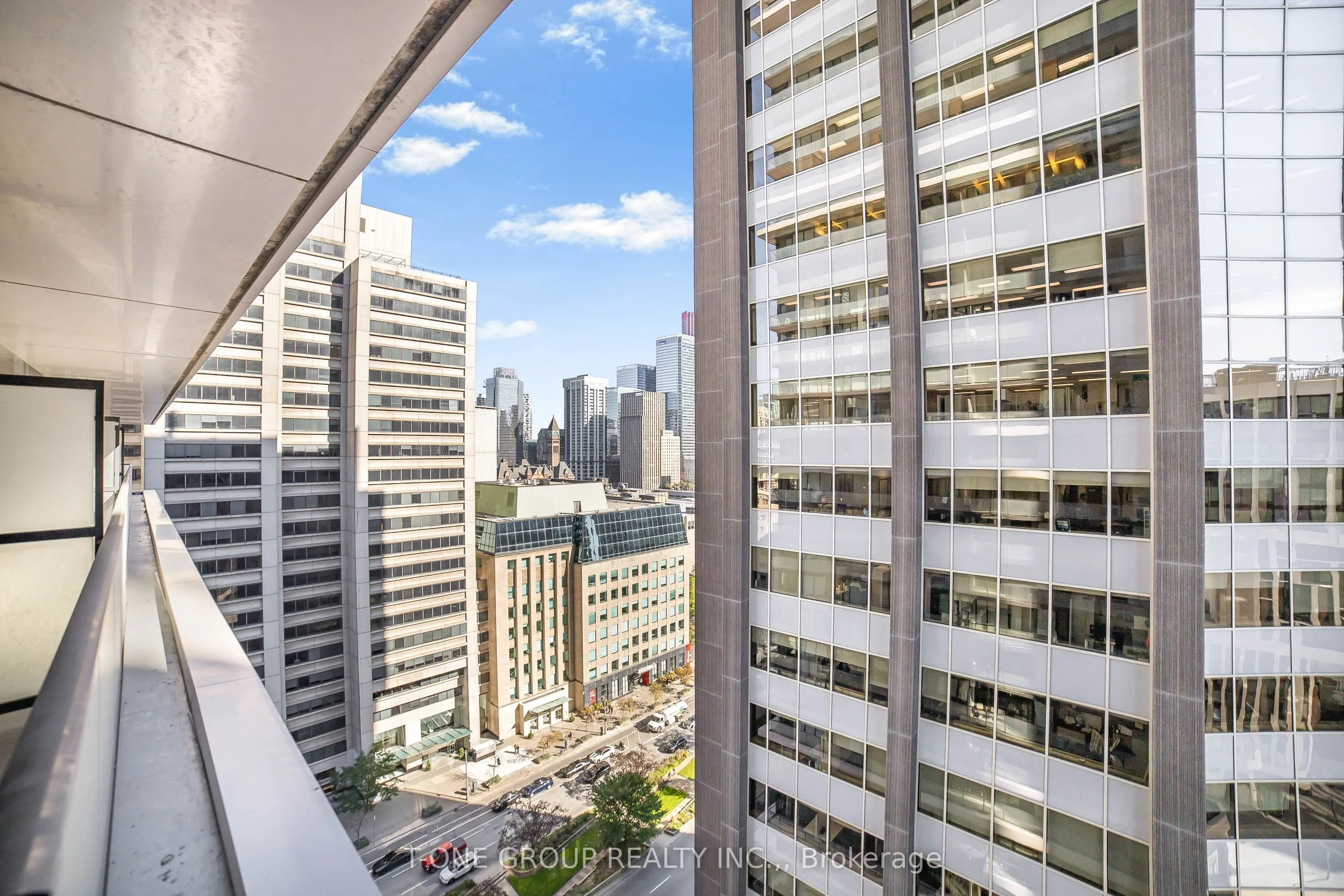 426 University Avenue, #1705