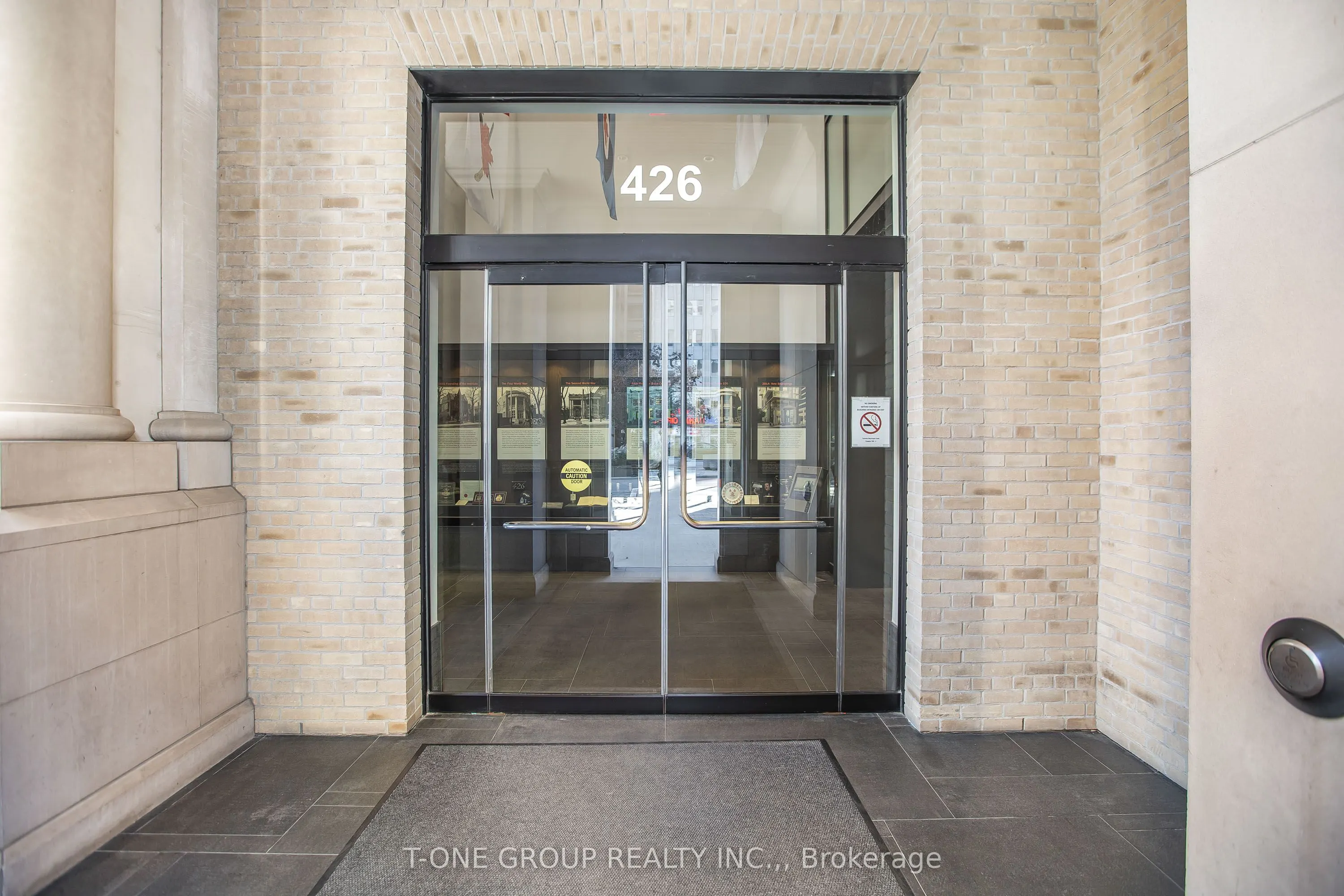 426 University Avenue, #1705
