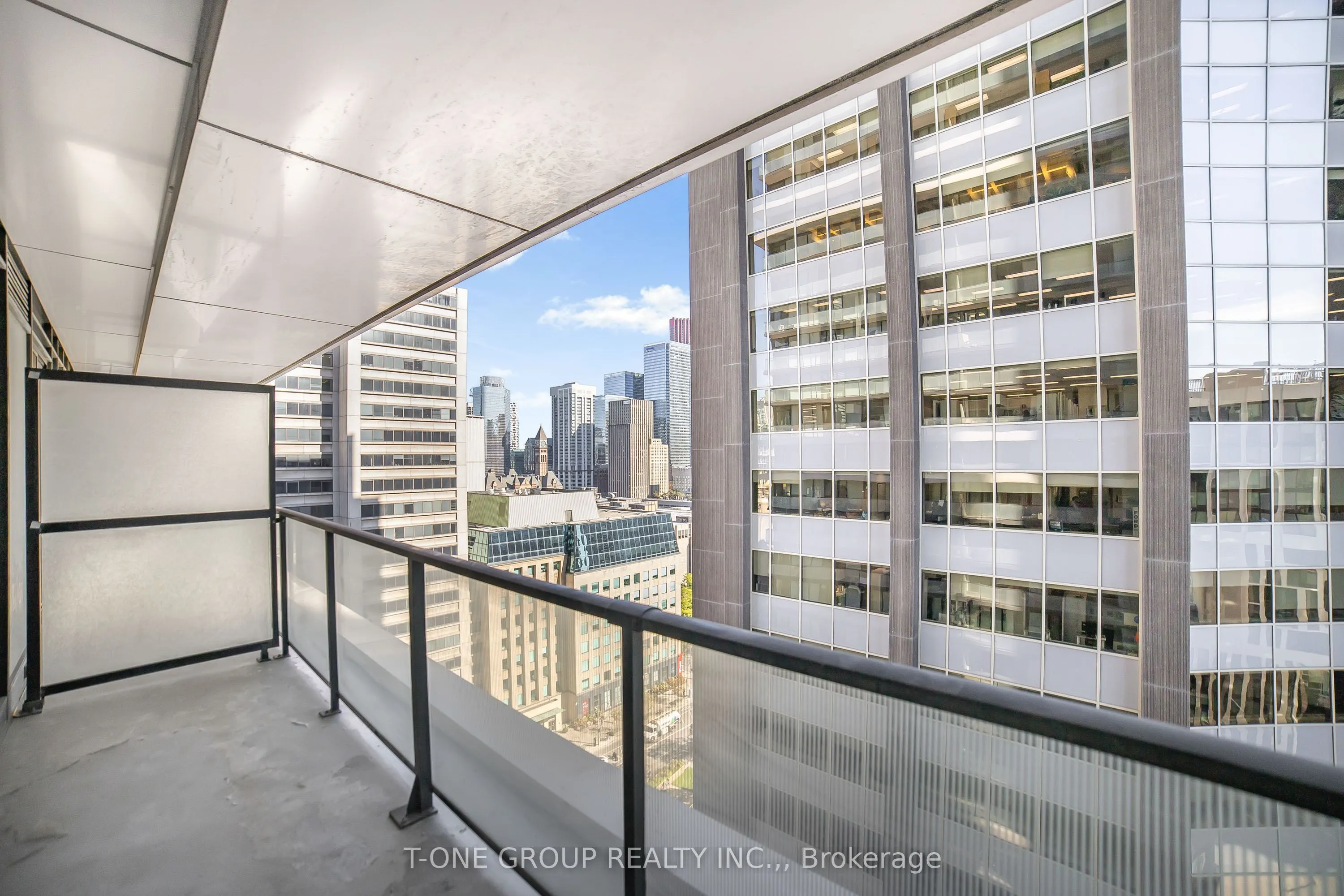 426 University Avenue, #1705