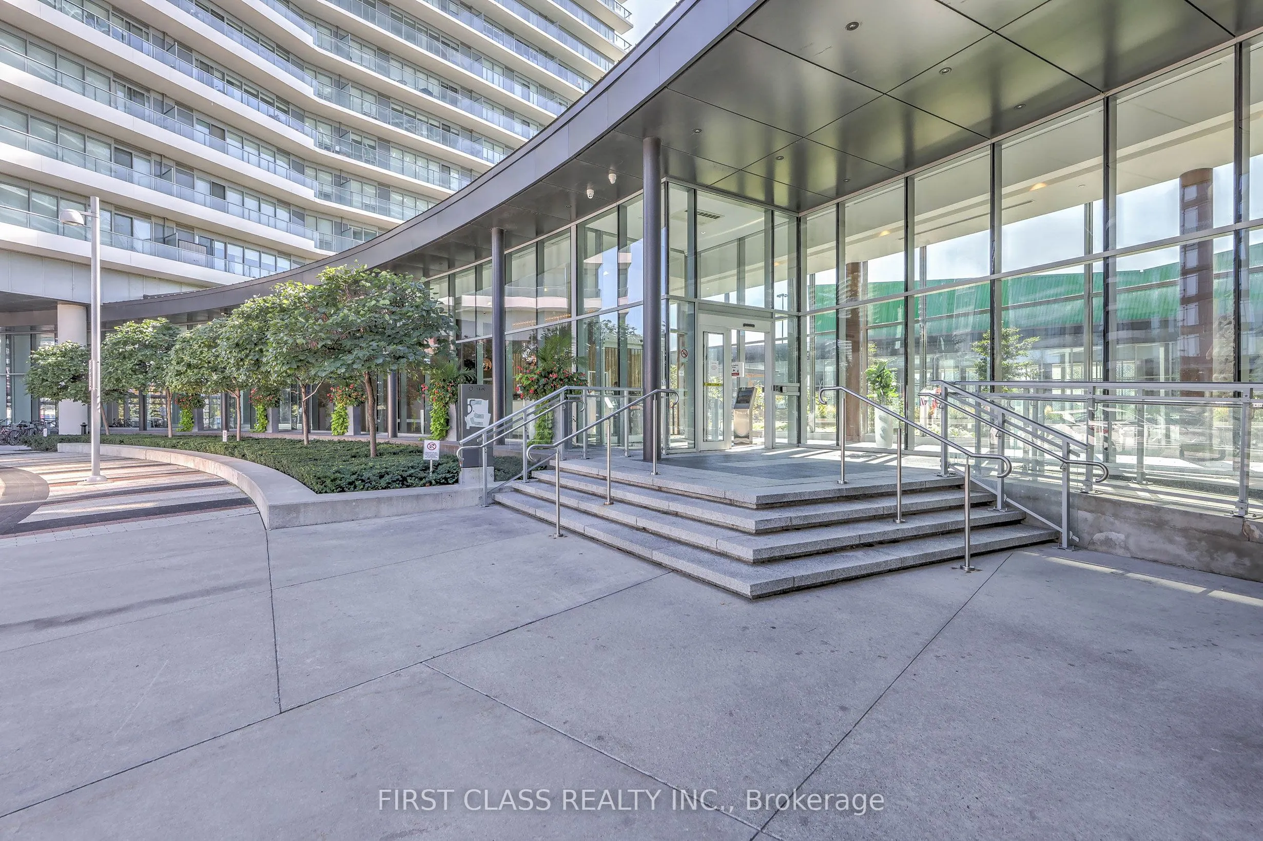 117 Mcmahon Drive, #3603