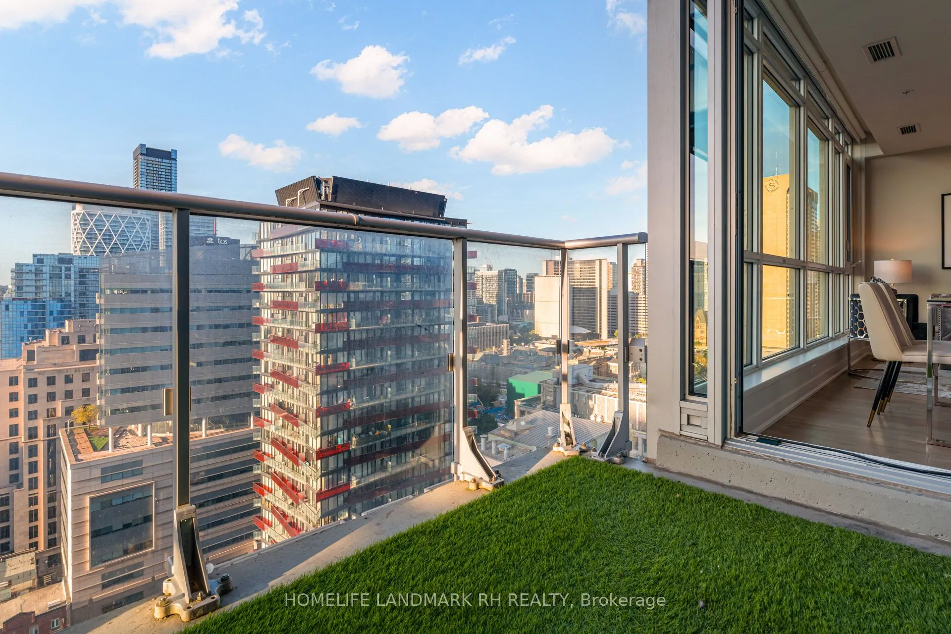 199 Richmond Street W, #2301