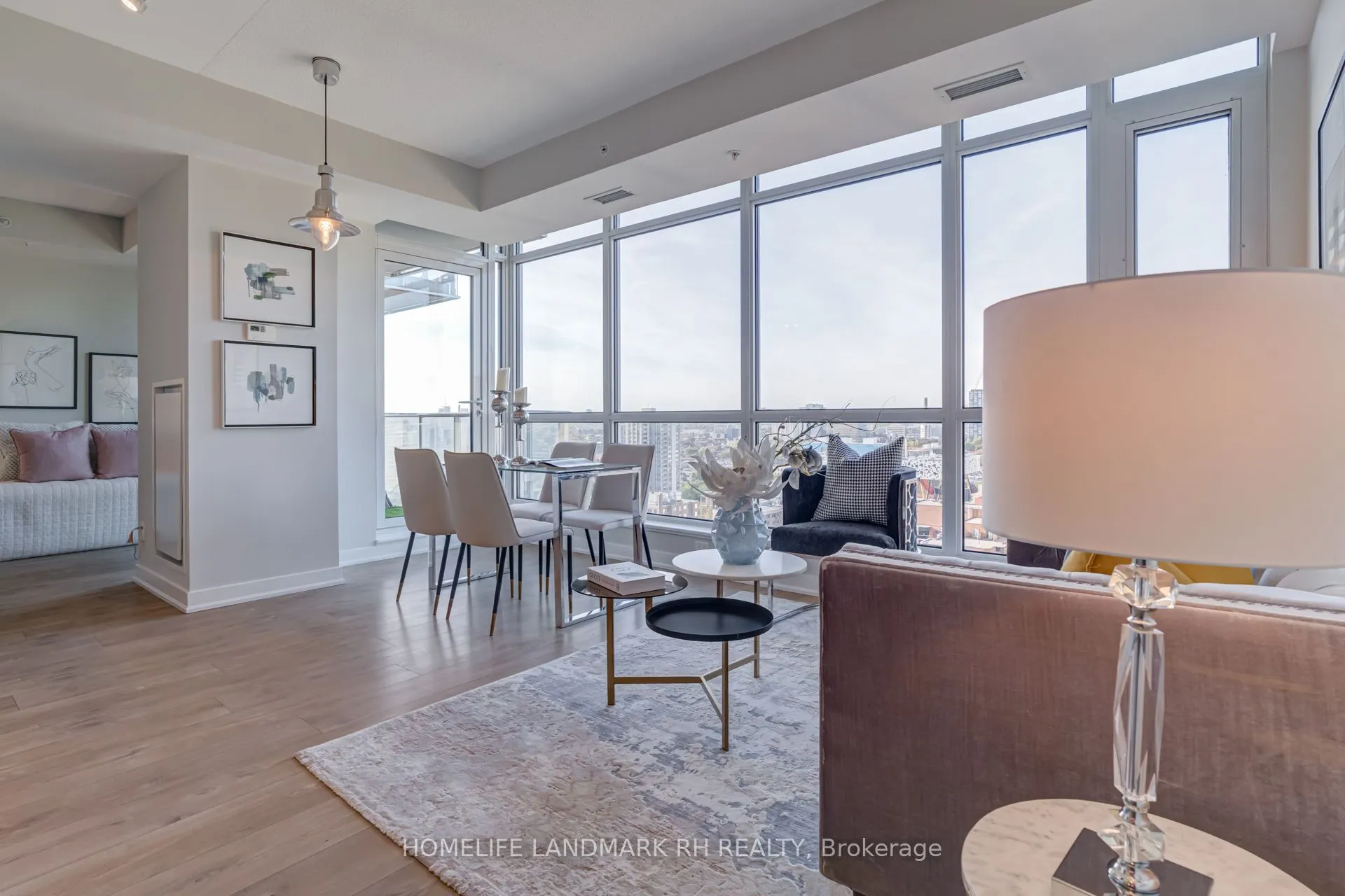 199 Richmond Street W, #2301