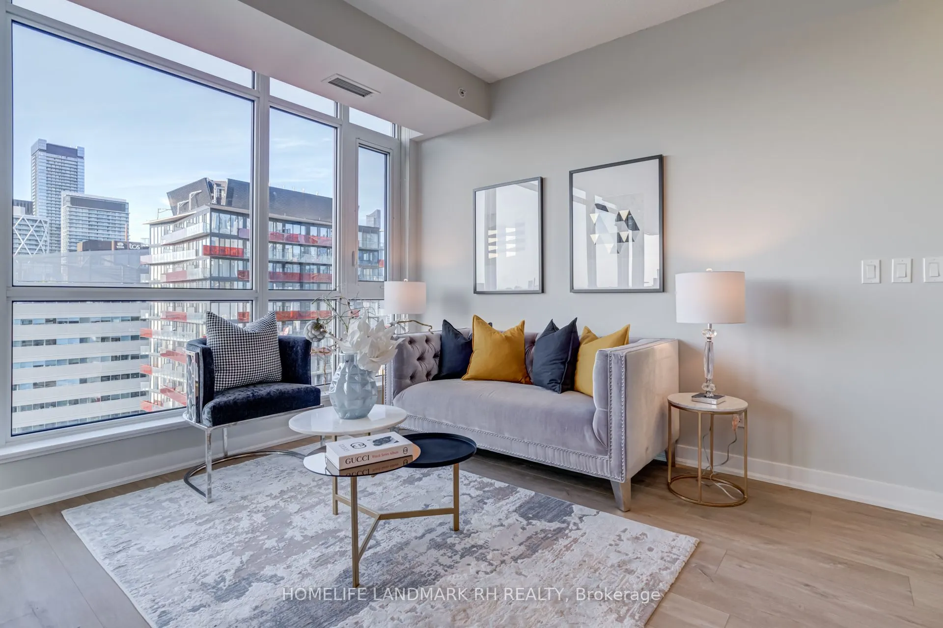 199 Richmond Street W, #2301