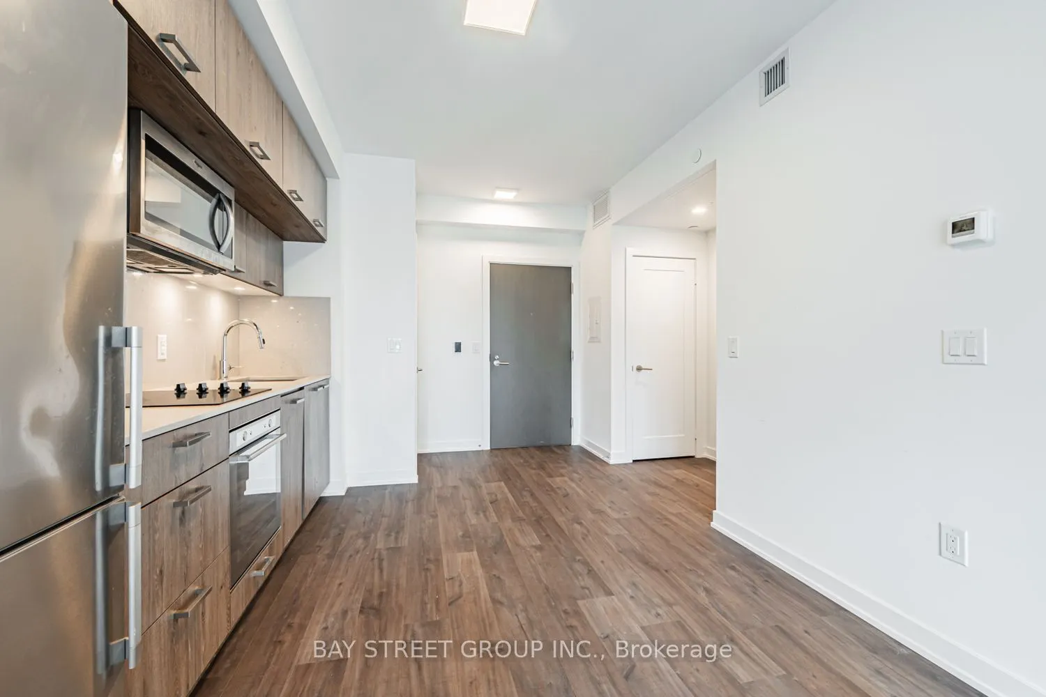 50 Mccaul Street, #1008