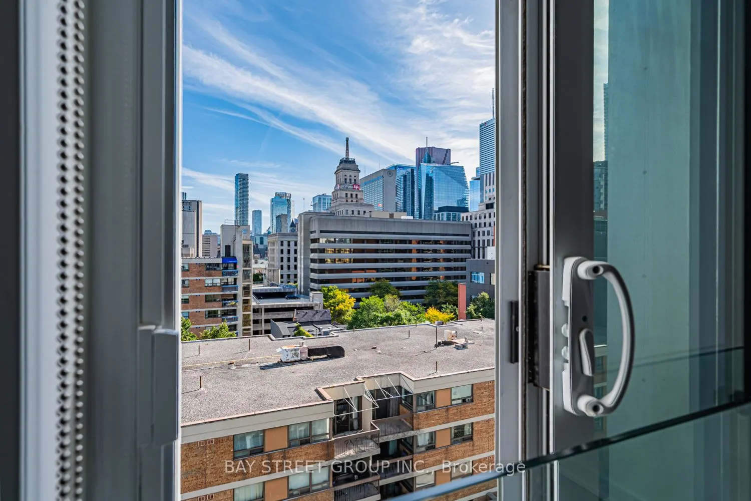 50 Mccaul Street, #1008