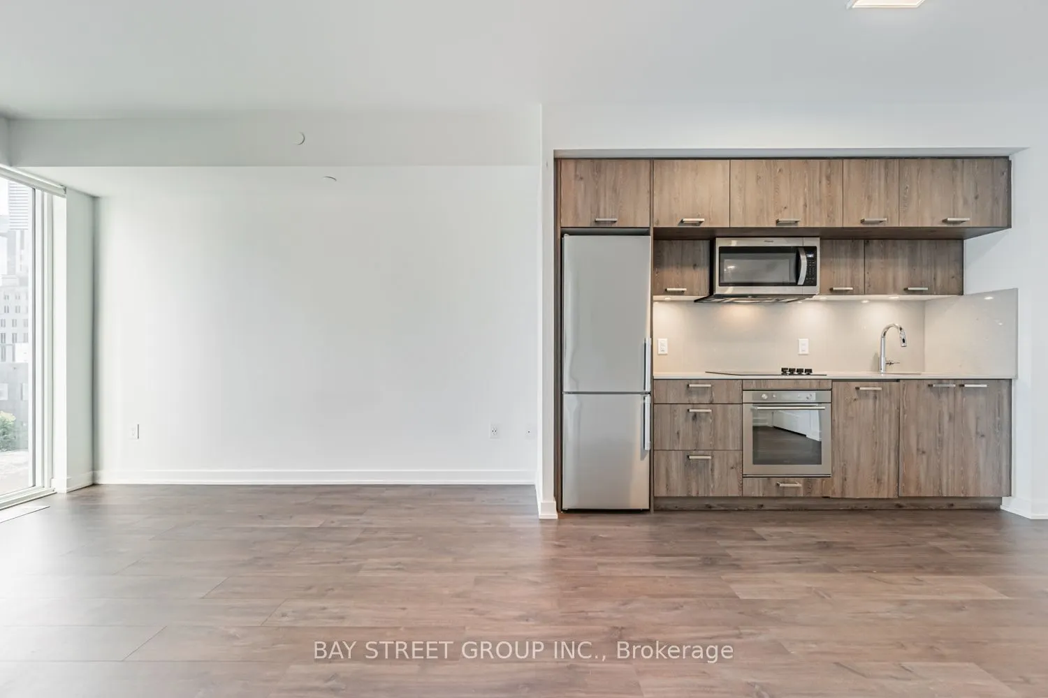 50 Mccaul Street, #1008