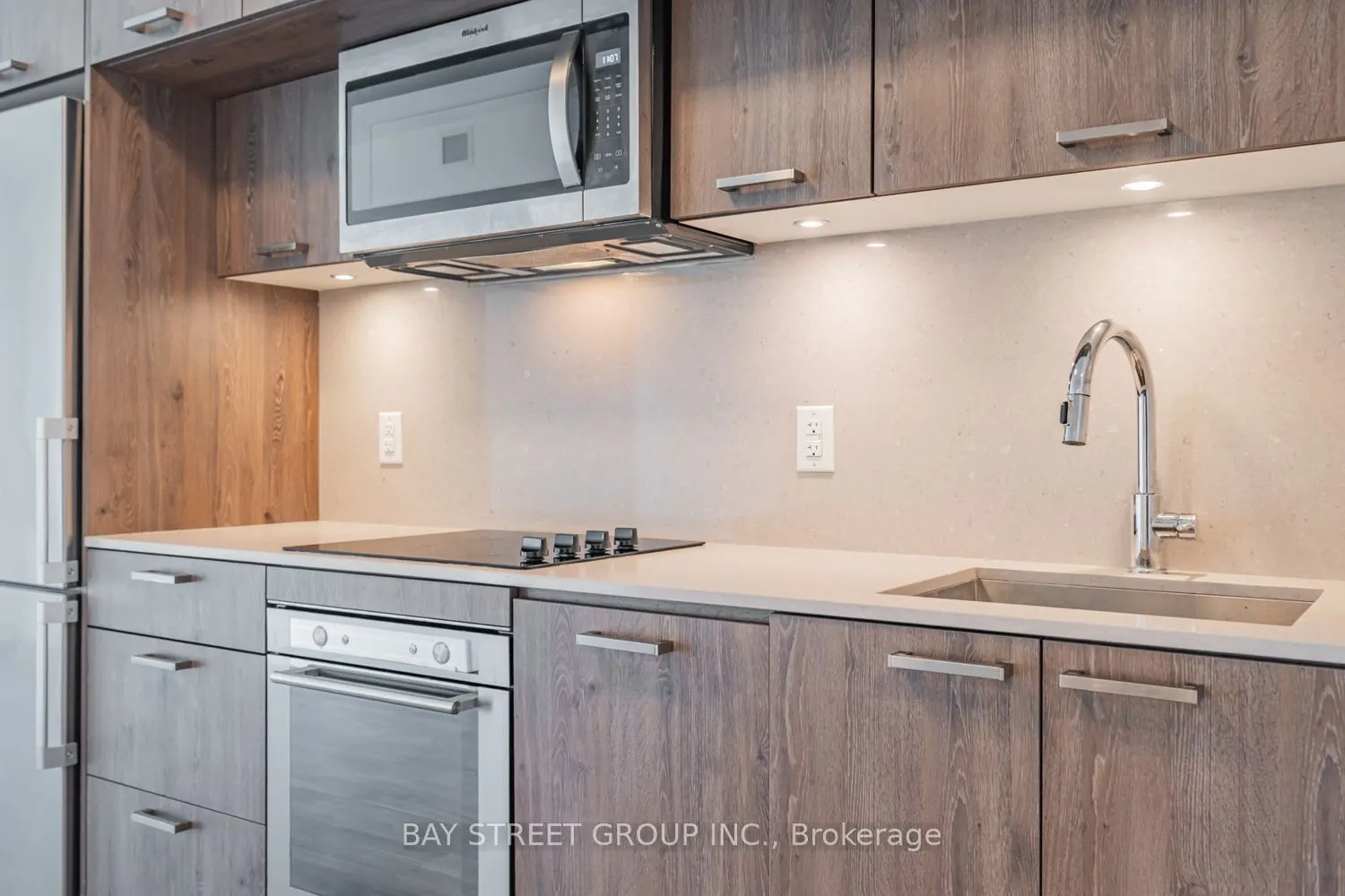 50 Mccaul Street, #1008