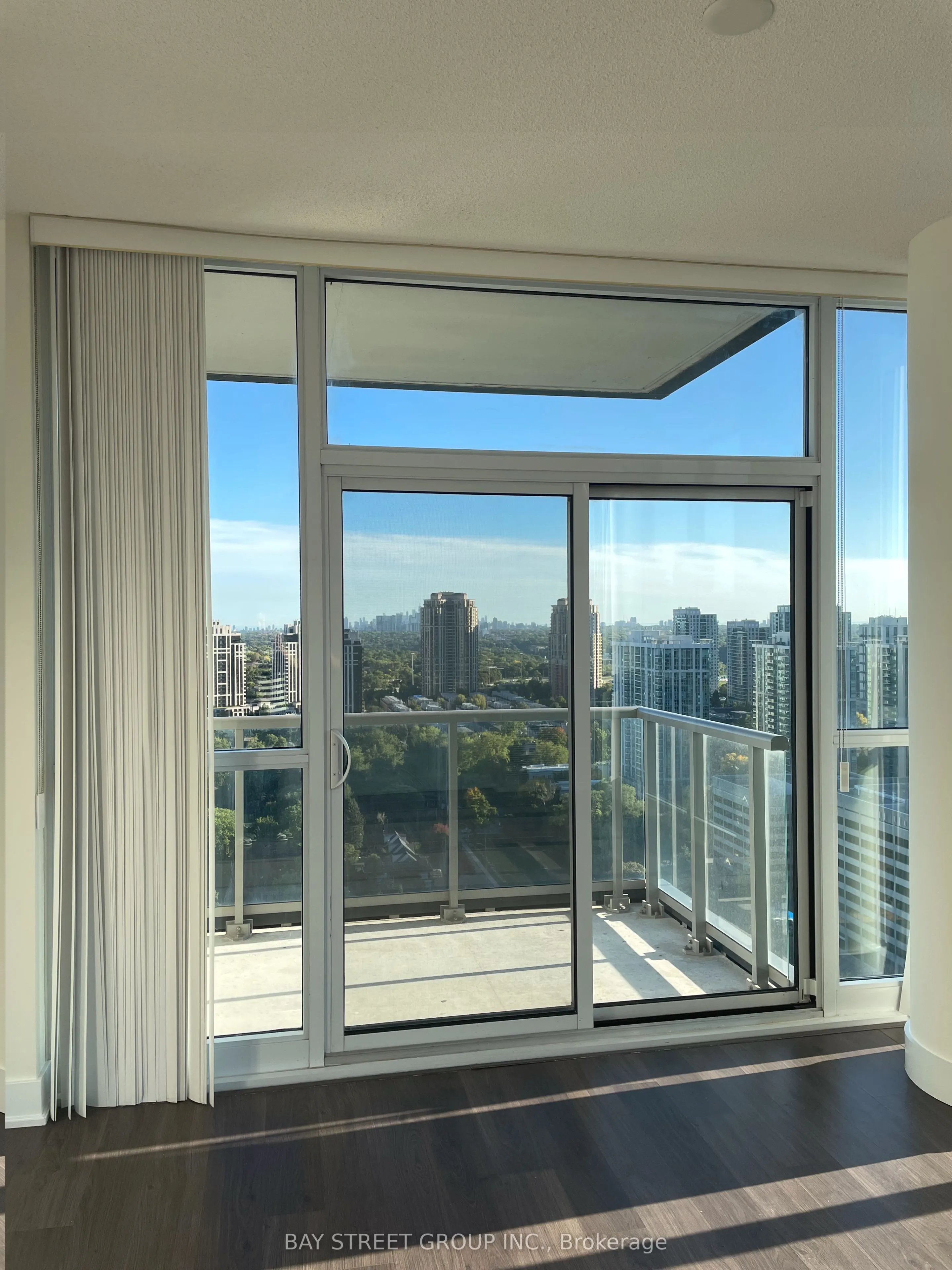 88 Sheppard Avenue E, #2804
