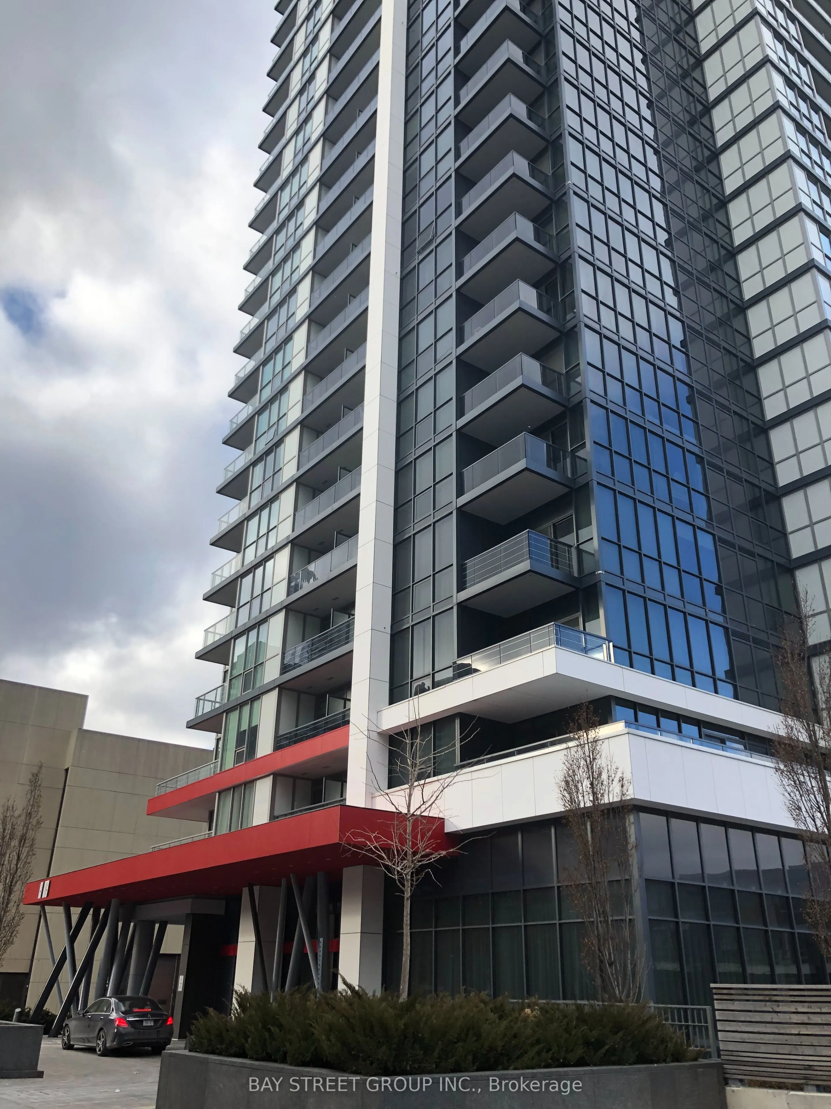 88 Sheppard Avenue E, #2804