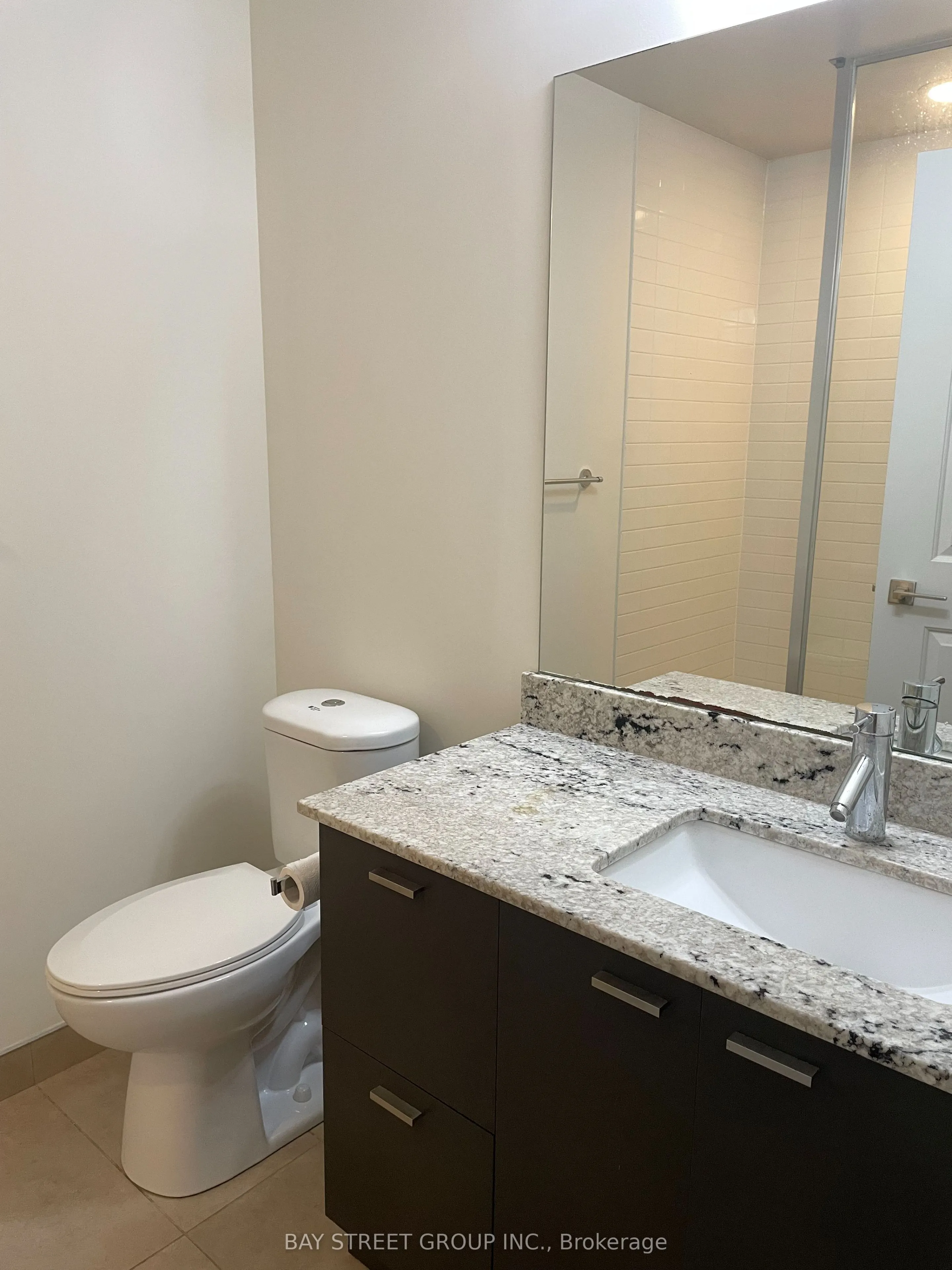 88 Sheppard Avenue E, #2804