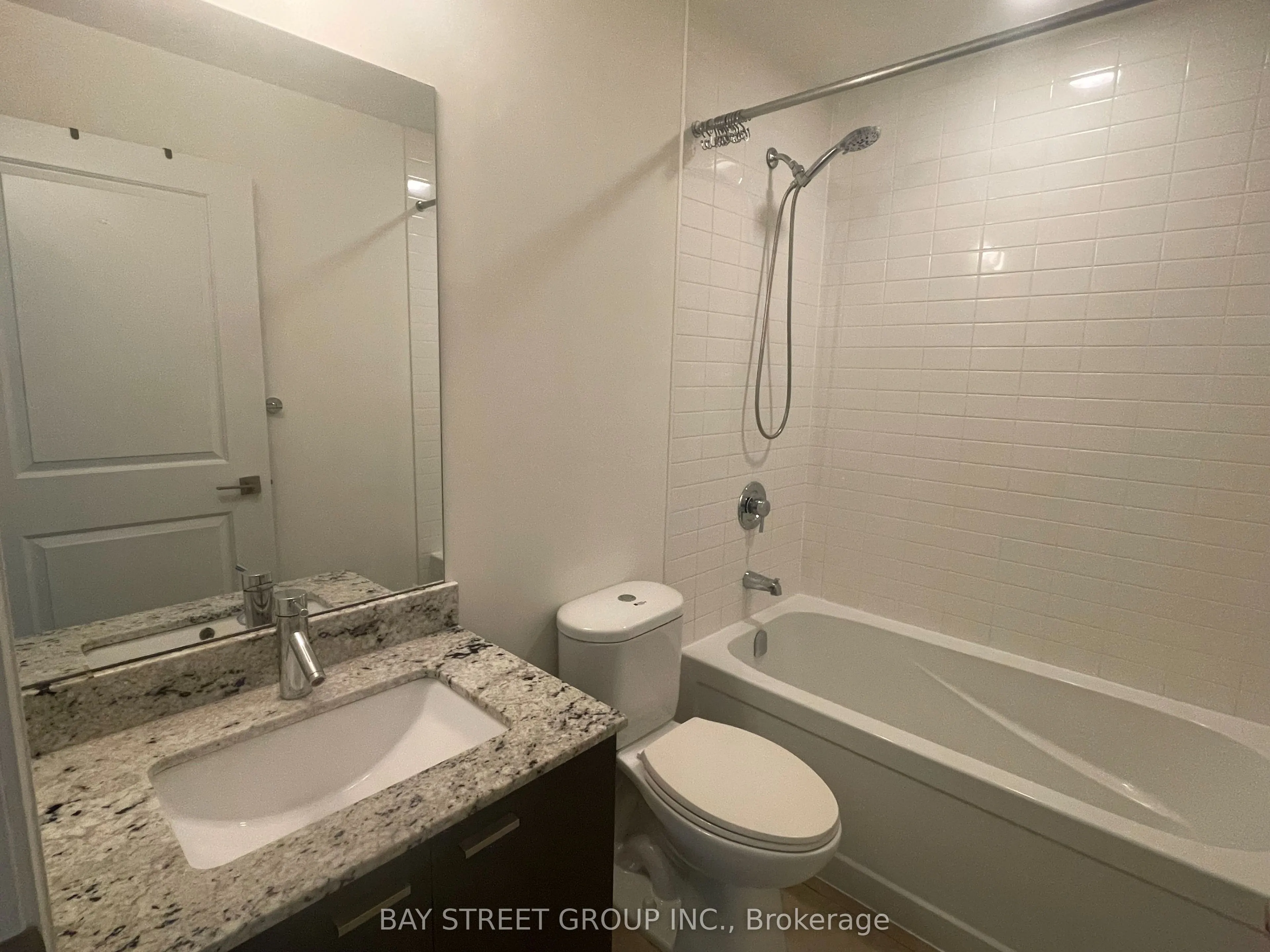 88 Sheppard Avenue E, #2804