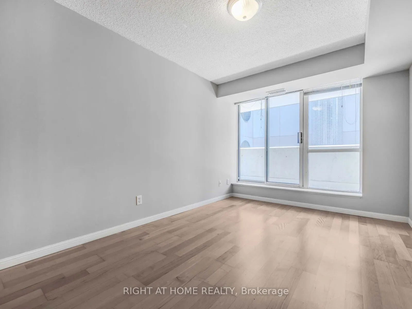 18 Stafford Street, #710