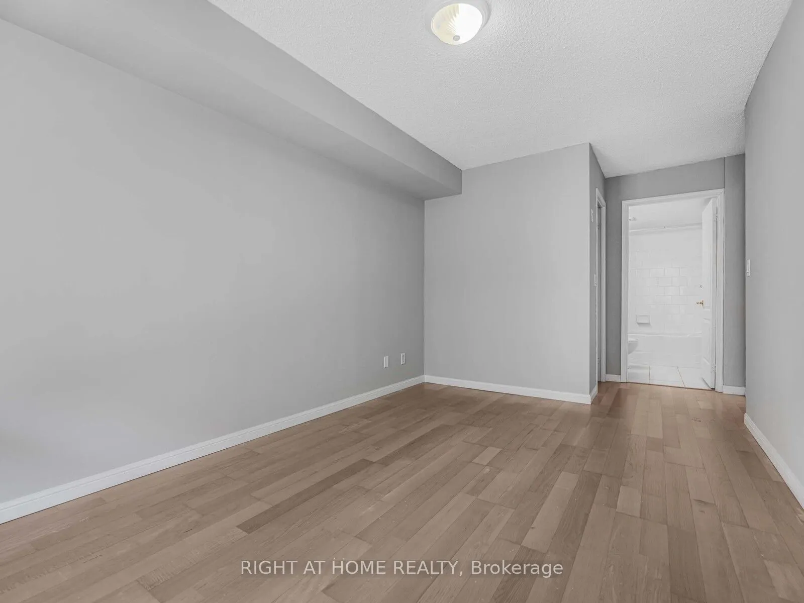 18 Stafford Street, #710