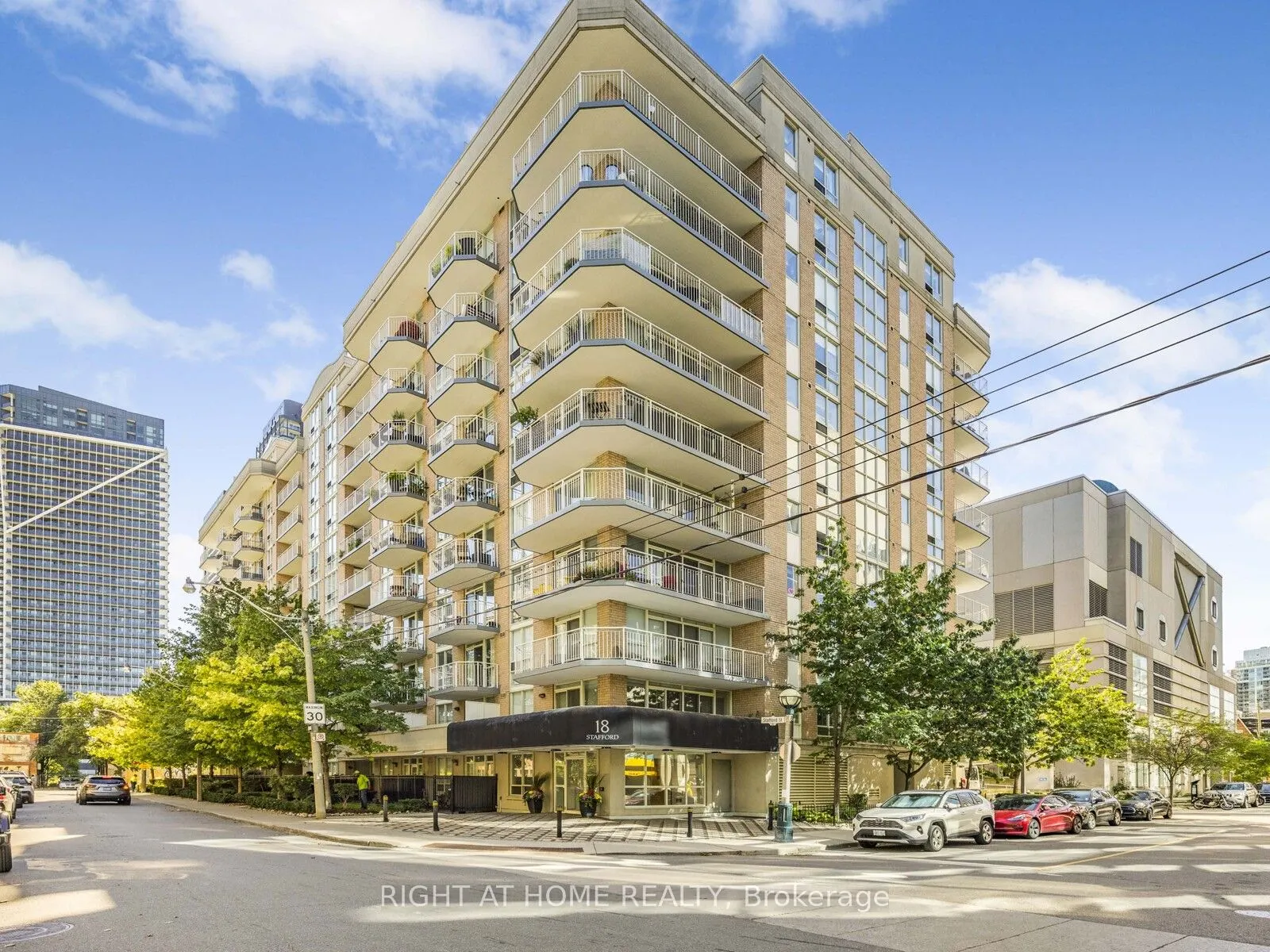 18 Stafford Street, #710