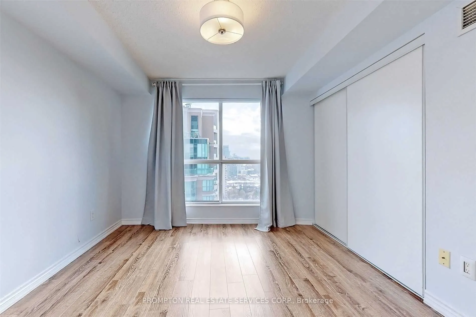 7 Lorraine Drive, #2205