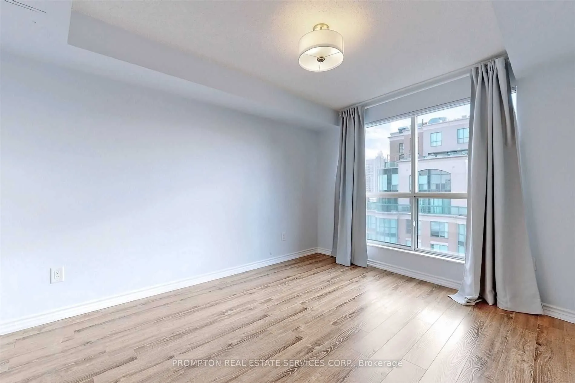 7 Lorraine Drive, #2205