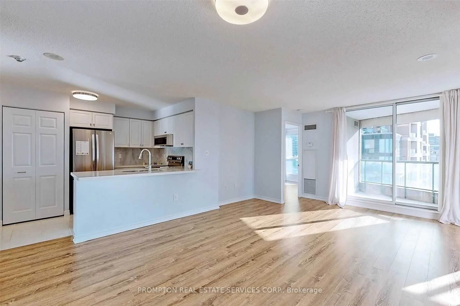 7 Lorraine Drive, #2205