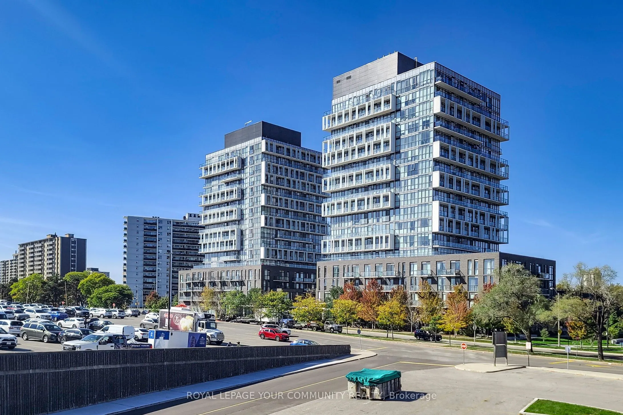 150 Fairview Mall Drive, #416