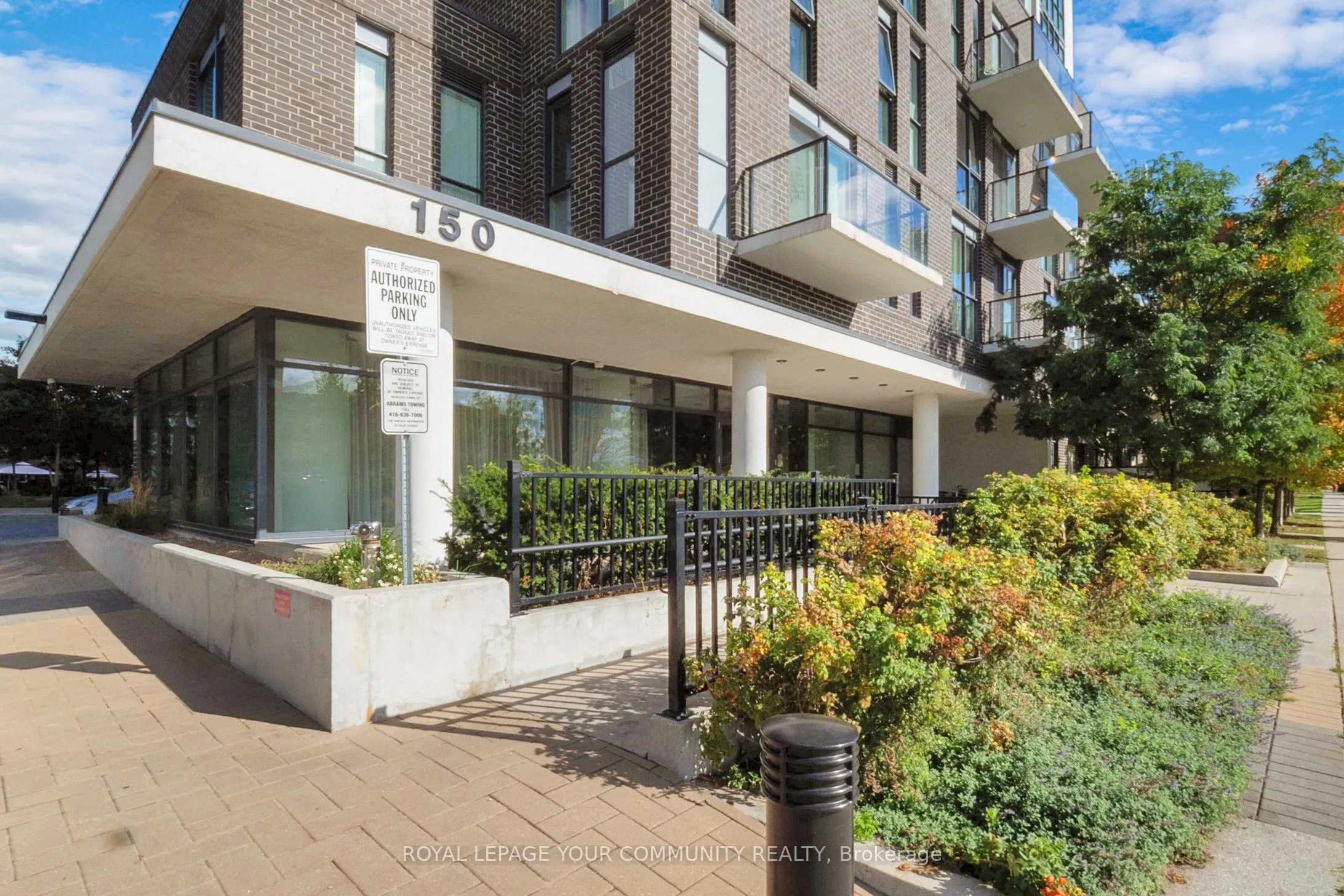 150 Fairview Mall Drive, #416
