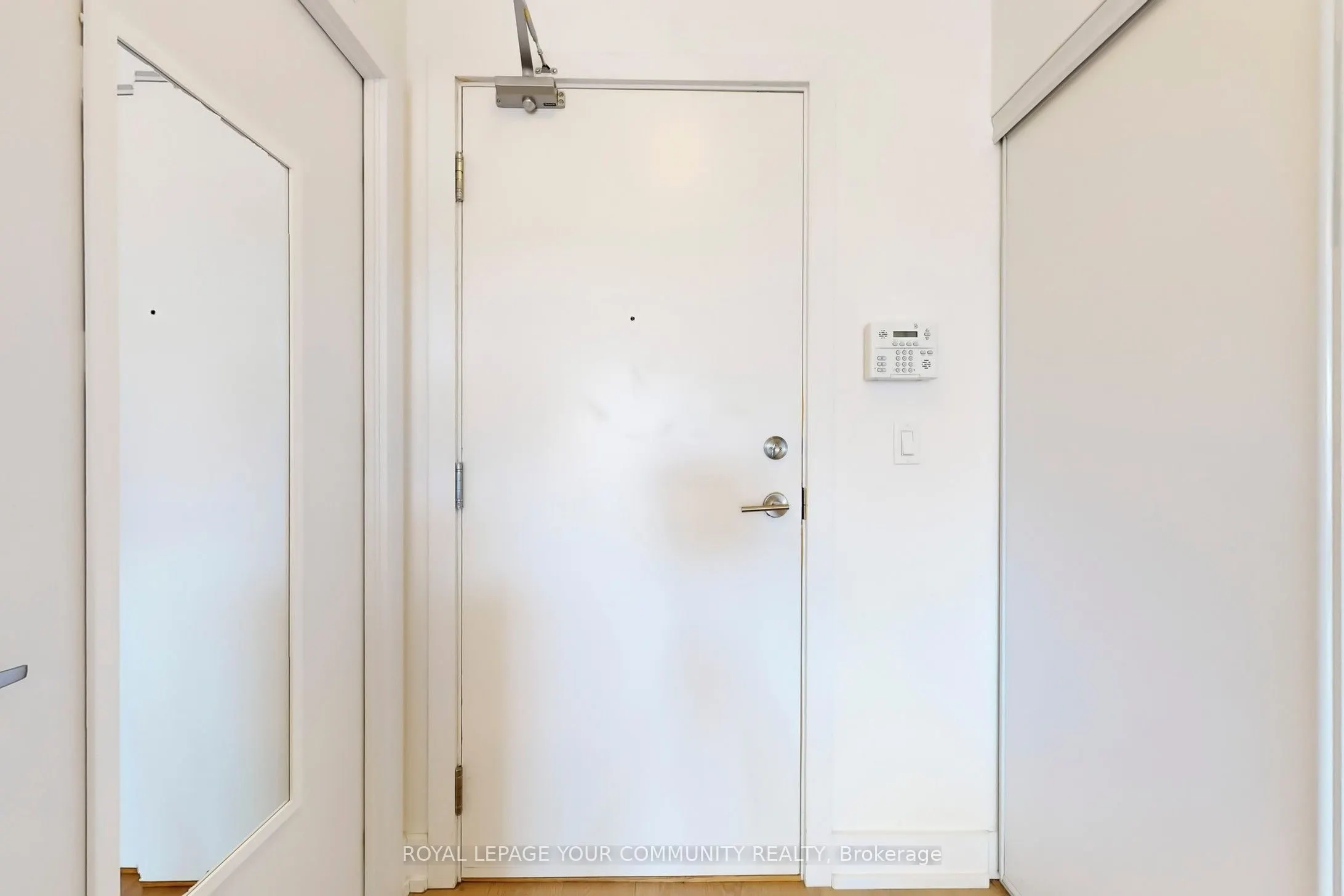 150 Fairview Mall Drive, #416