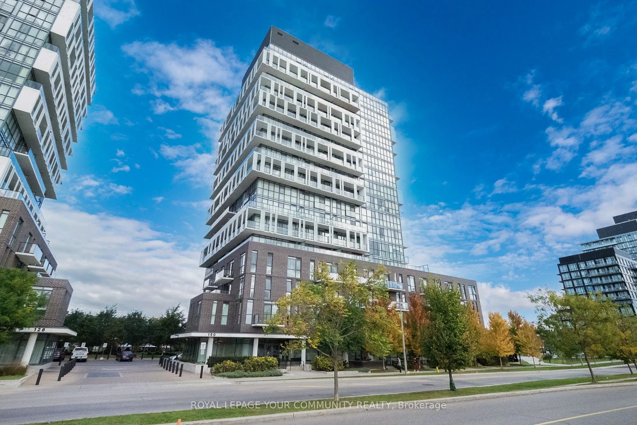 150 Fairview Mall Drive, #416