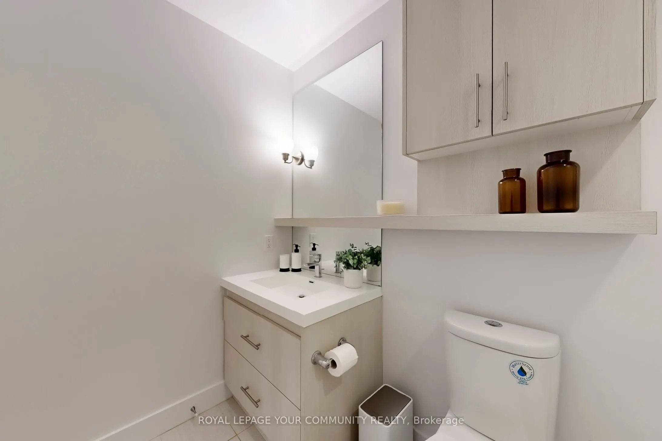 150 Fairview Mall Drive, #416