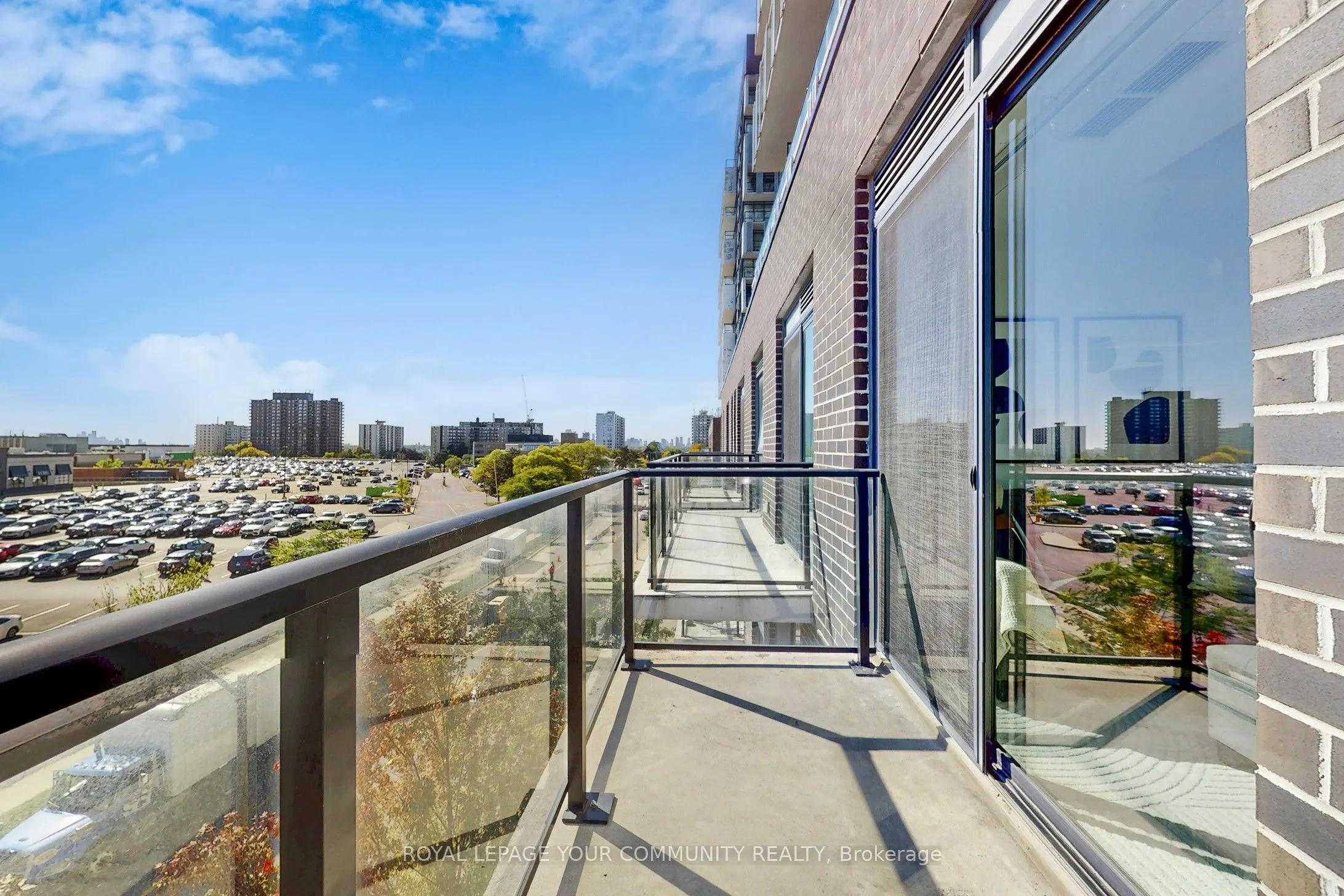 150 Fairview Mall Drive, #416