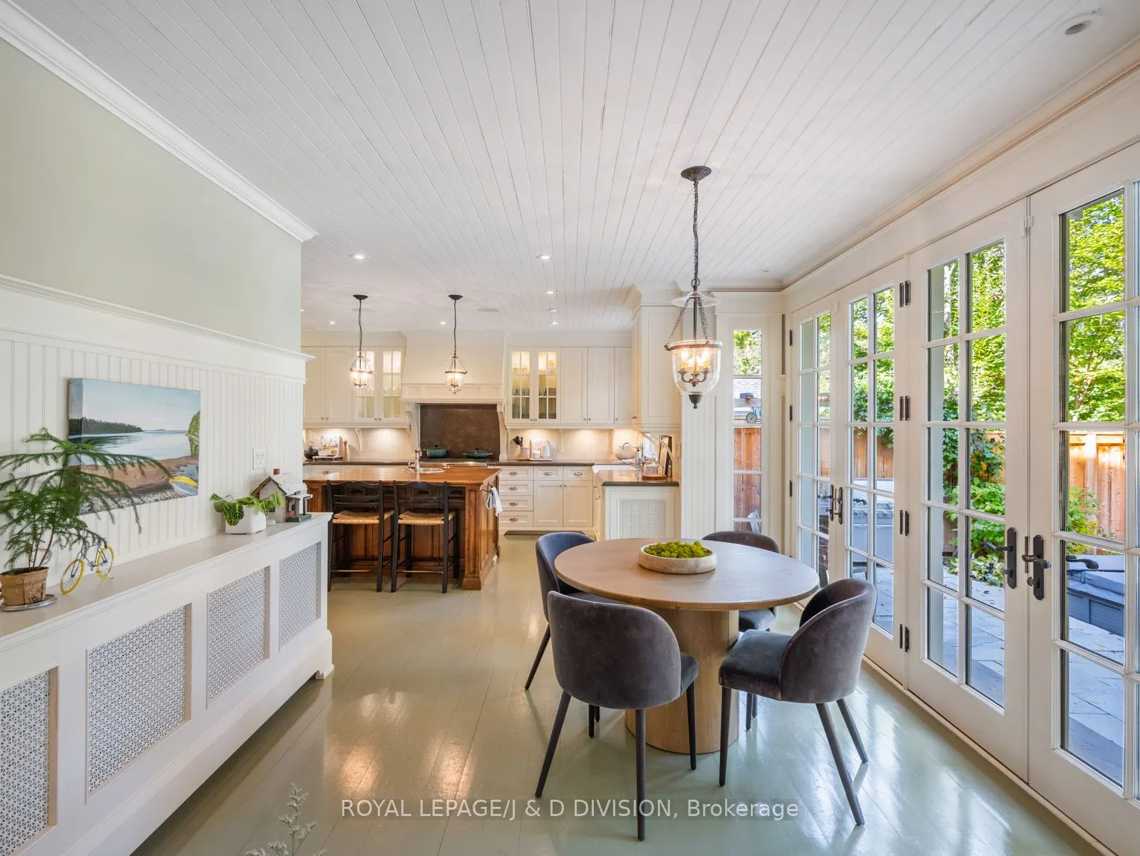 11 Cortleigh Crescent