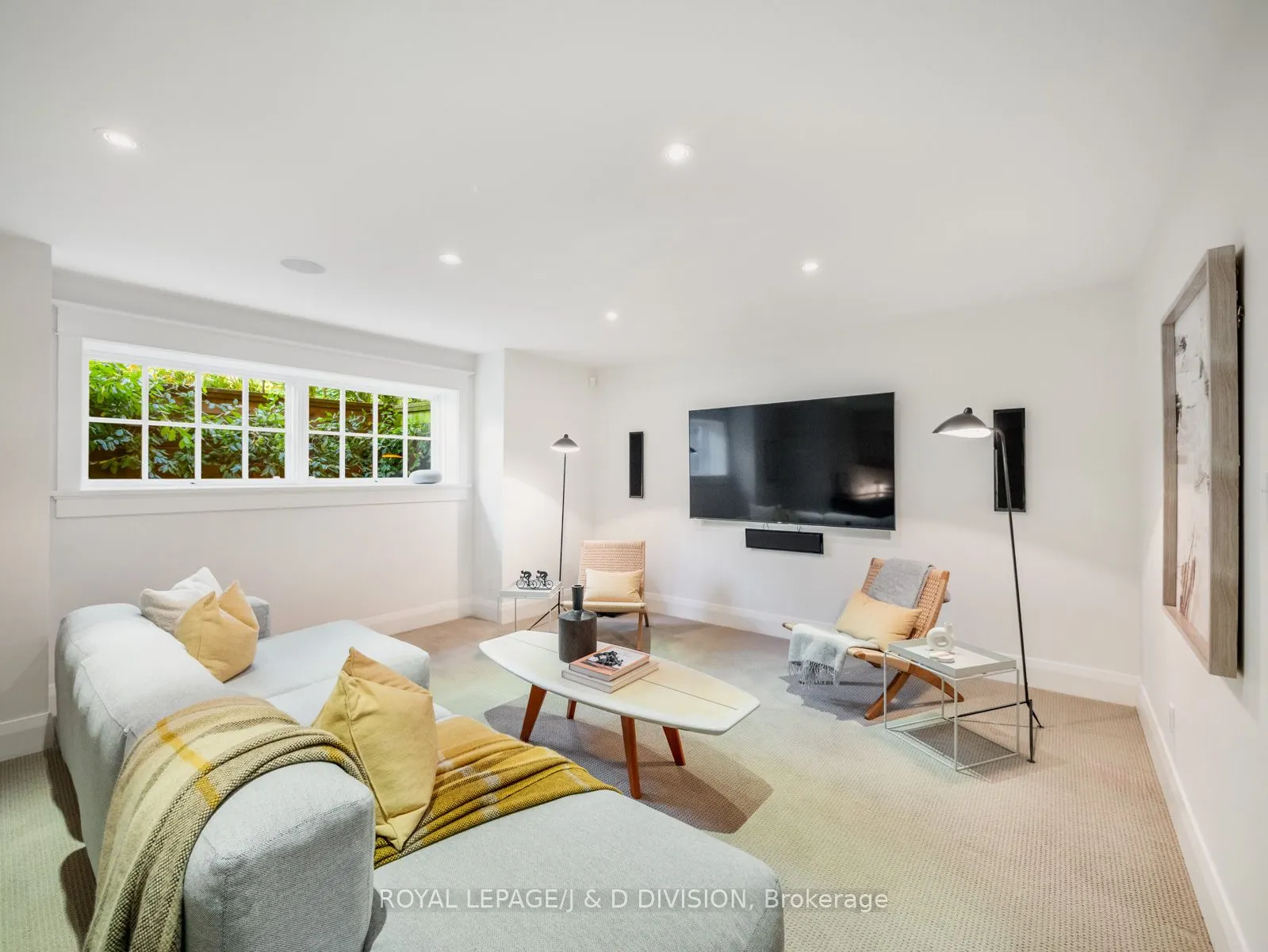 11 Cortleigh Crescent