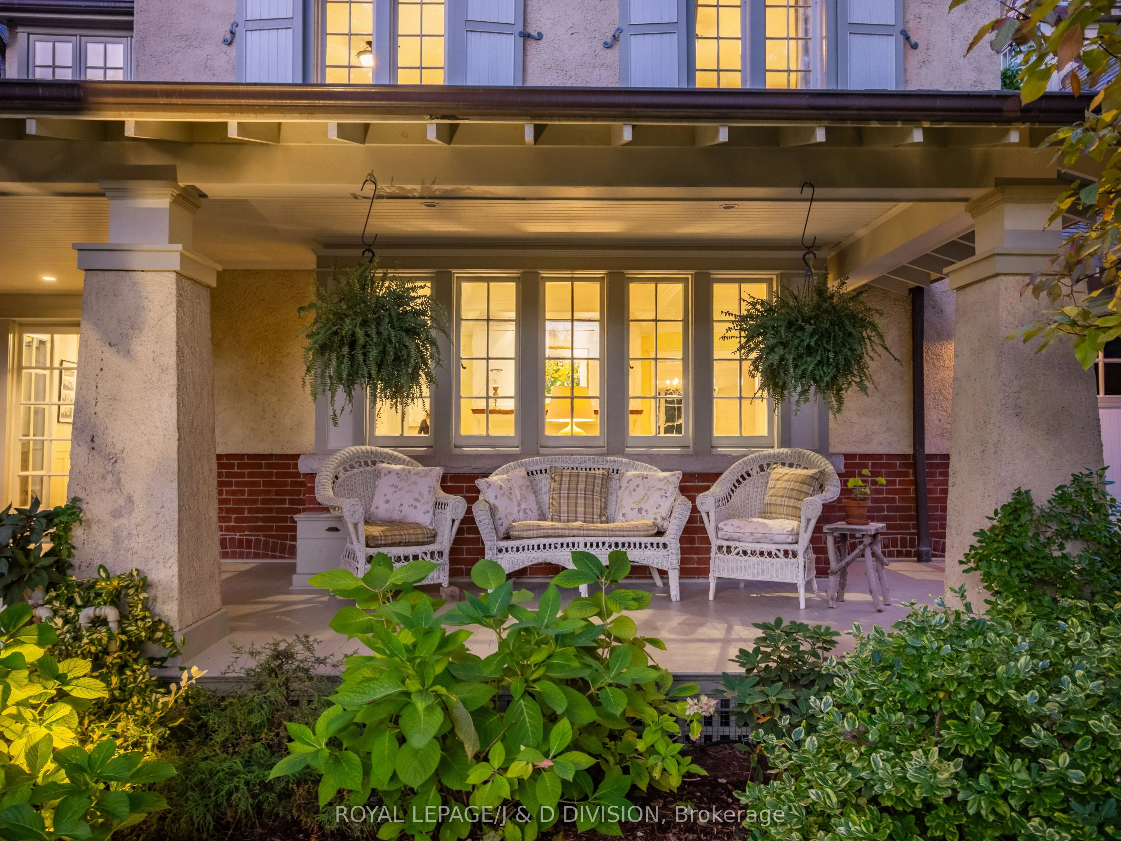 11 Cortleigh Crescent
