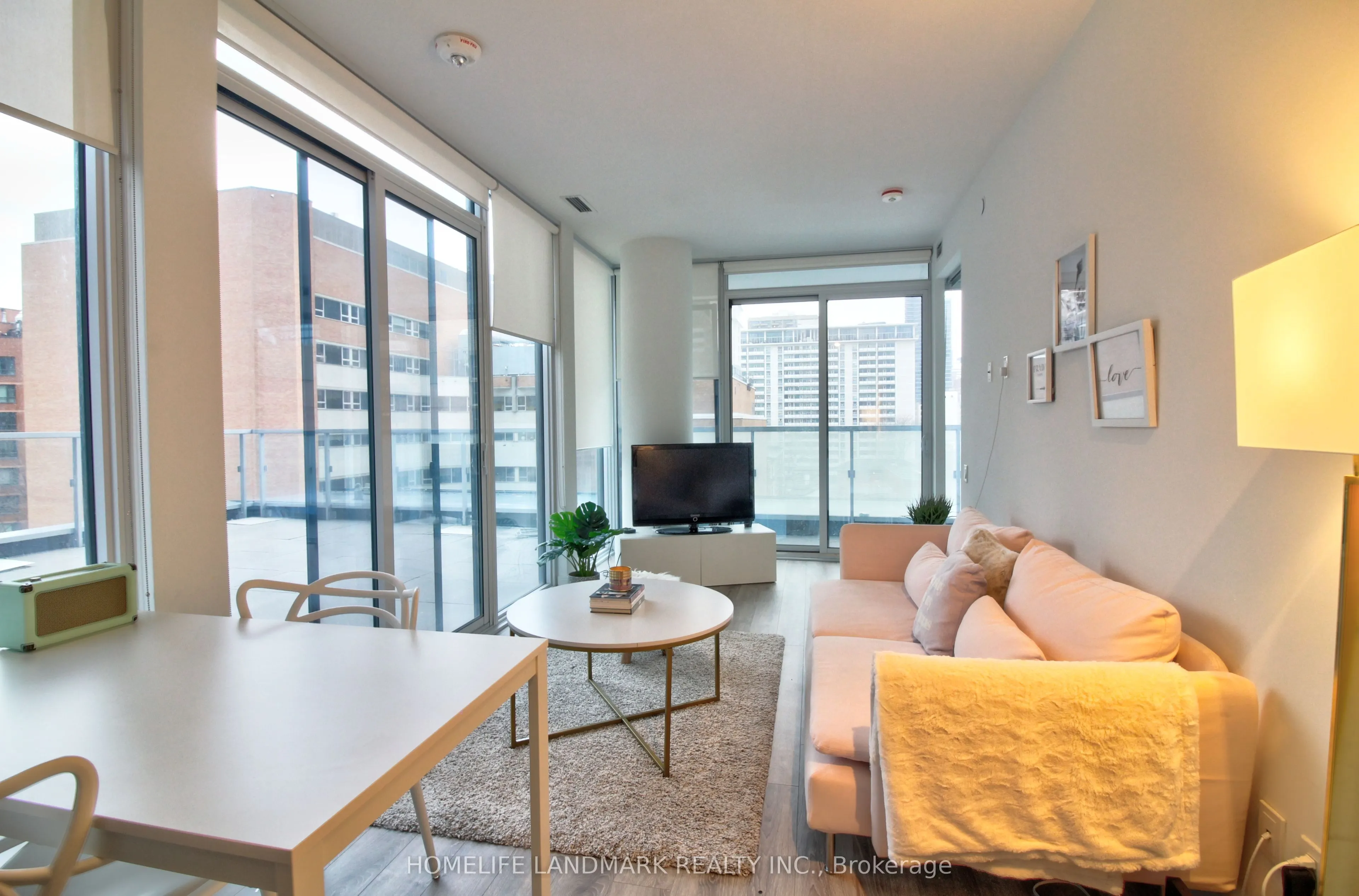 28 Wellesley Street E, #504