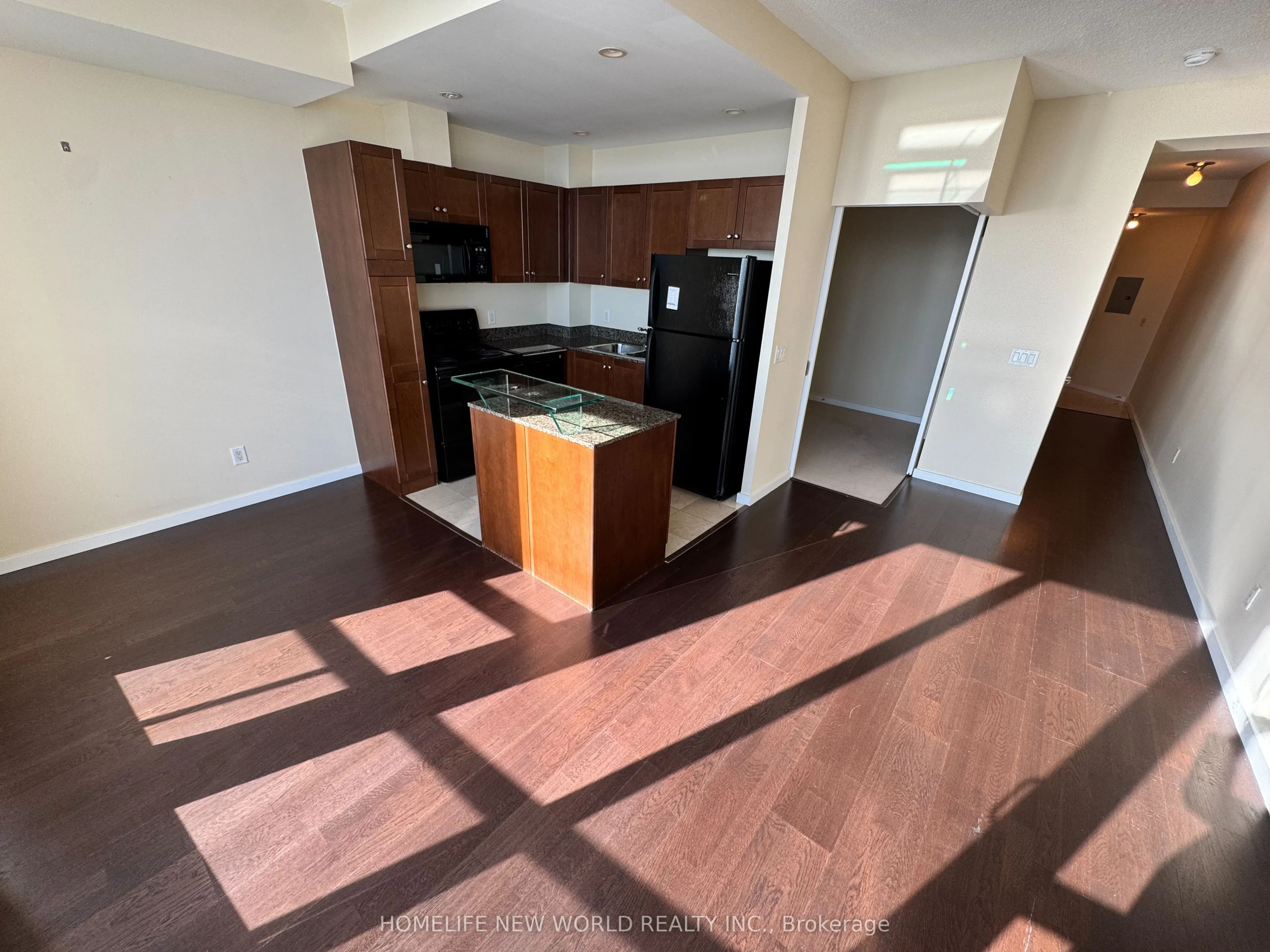 208 Queens Quay W, #2008