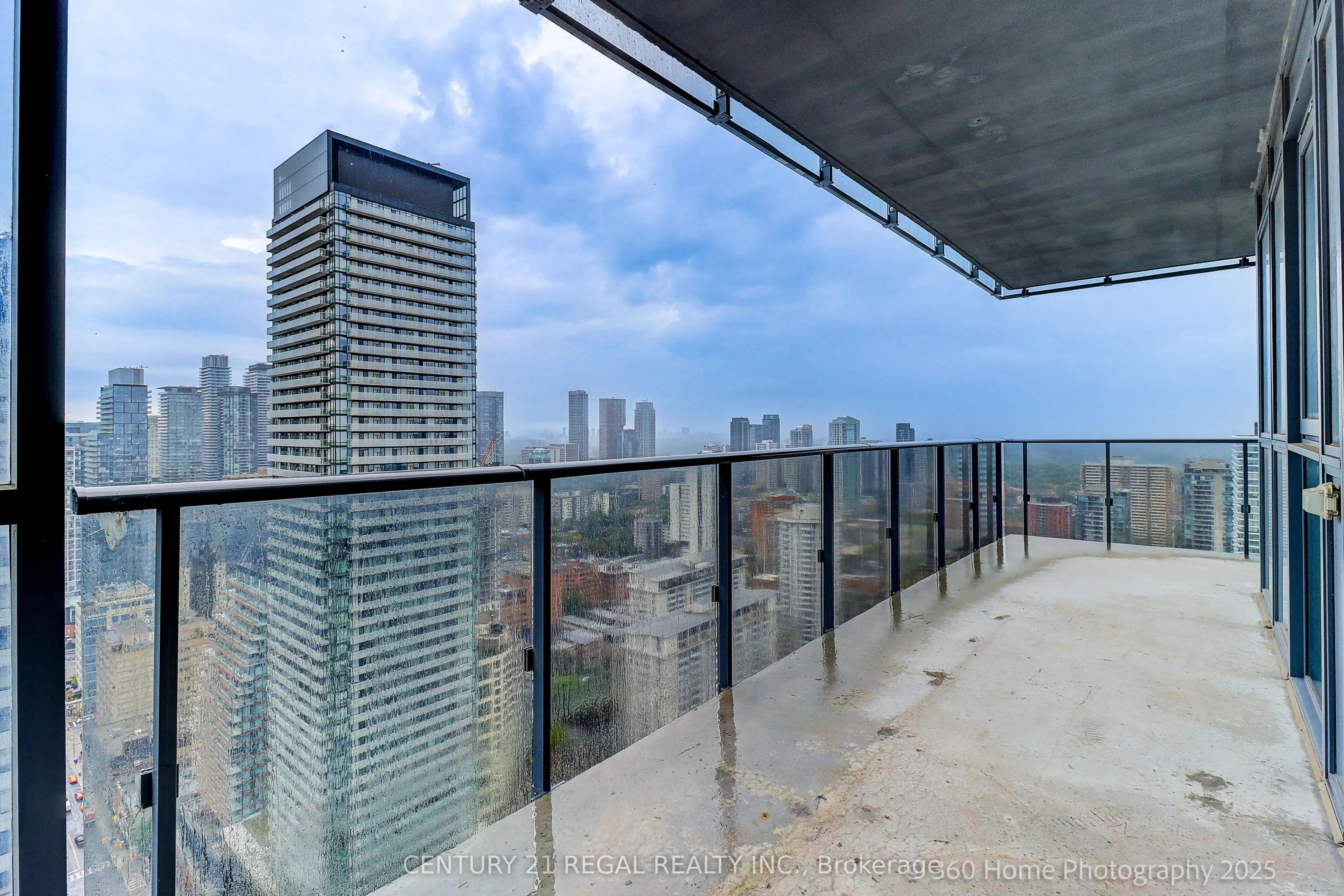 7 Grenville Street, #4105