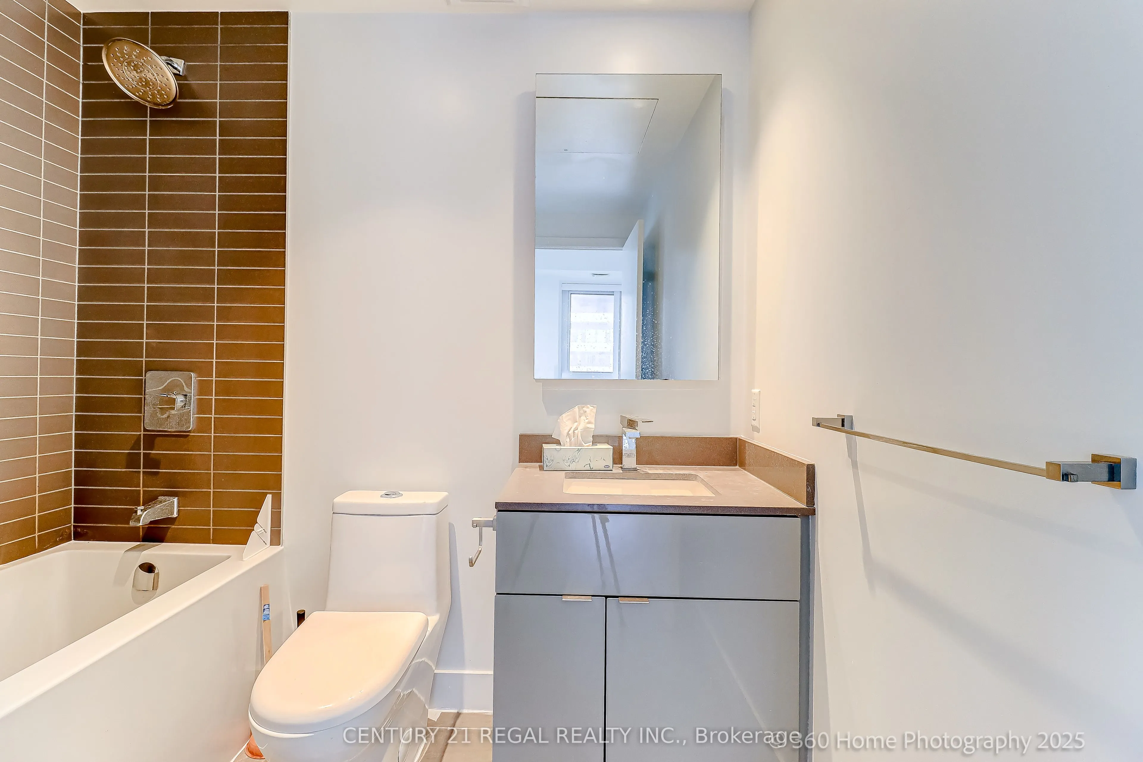 7 Grenville Street, #4105