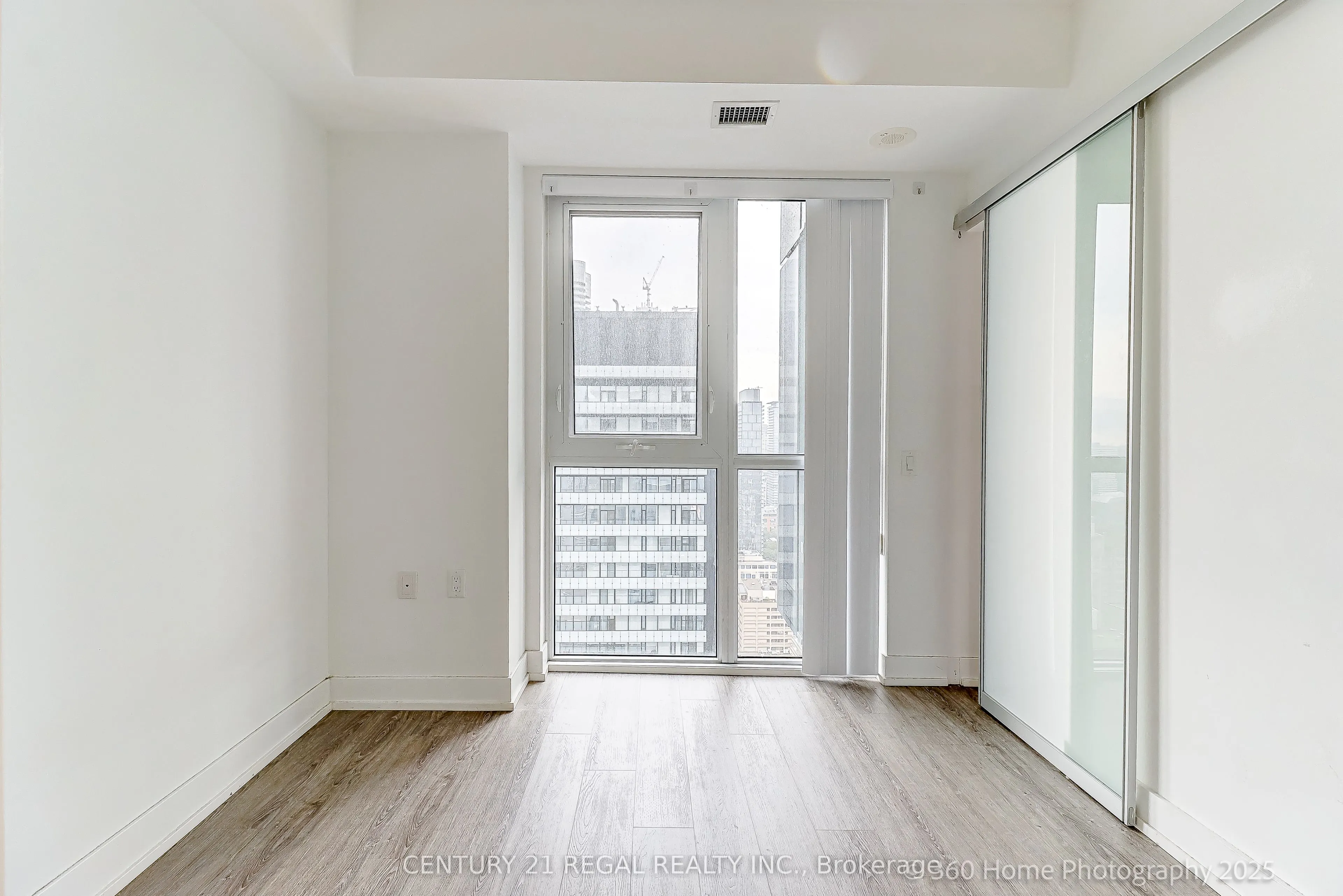 7 Grenville Street, #4105