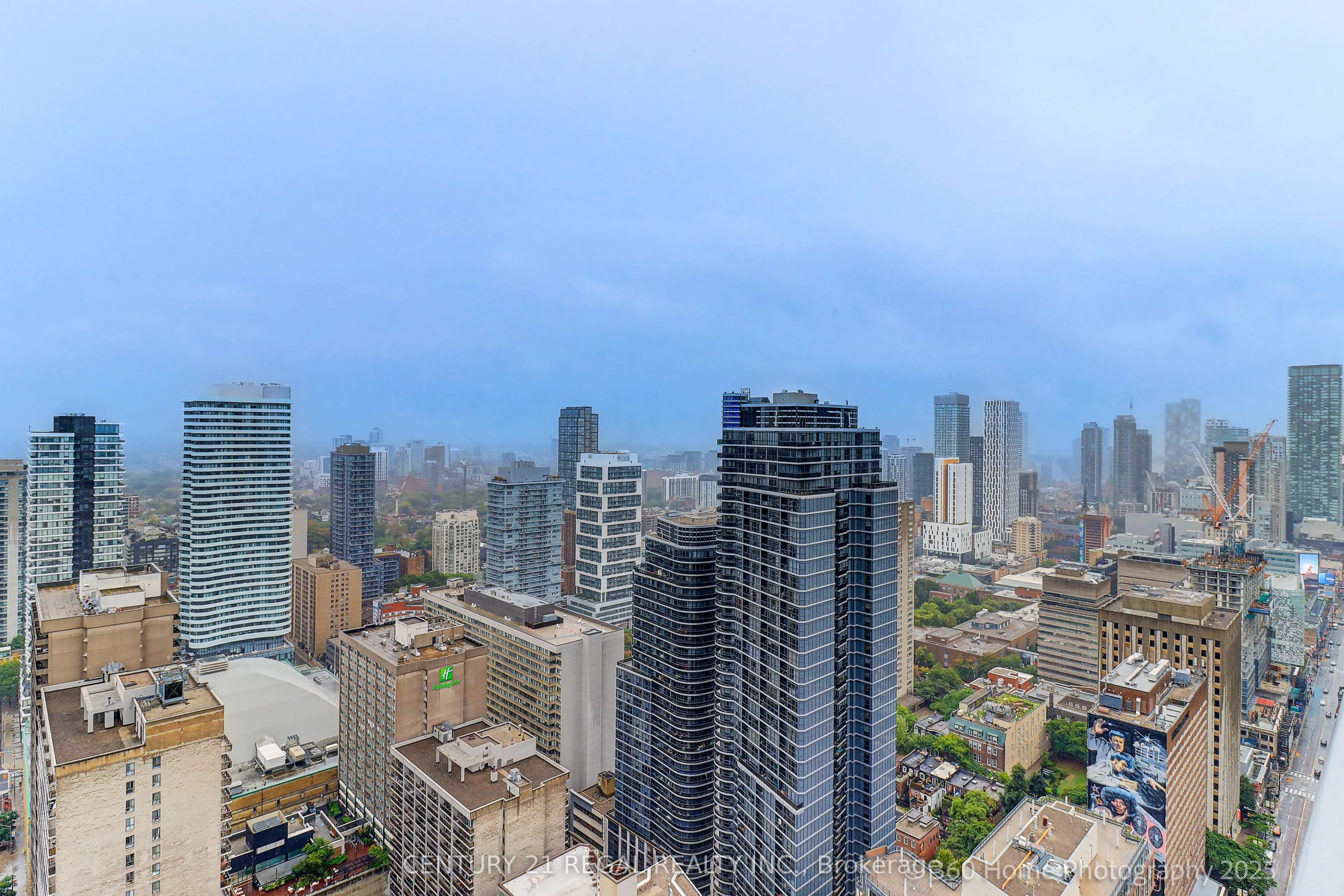 7 Grenville Street, #4105