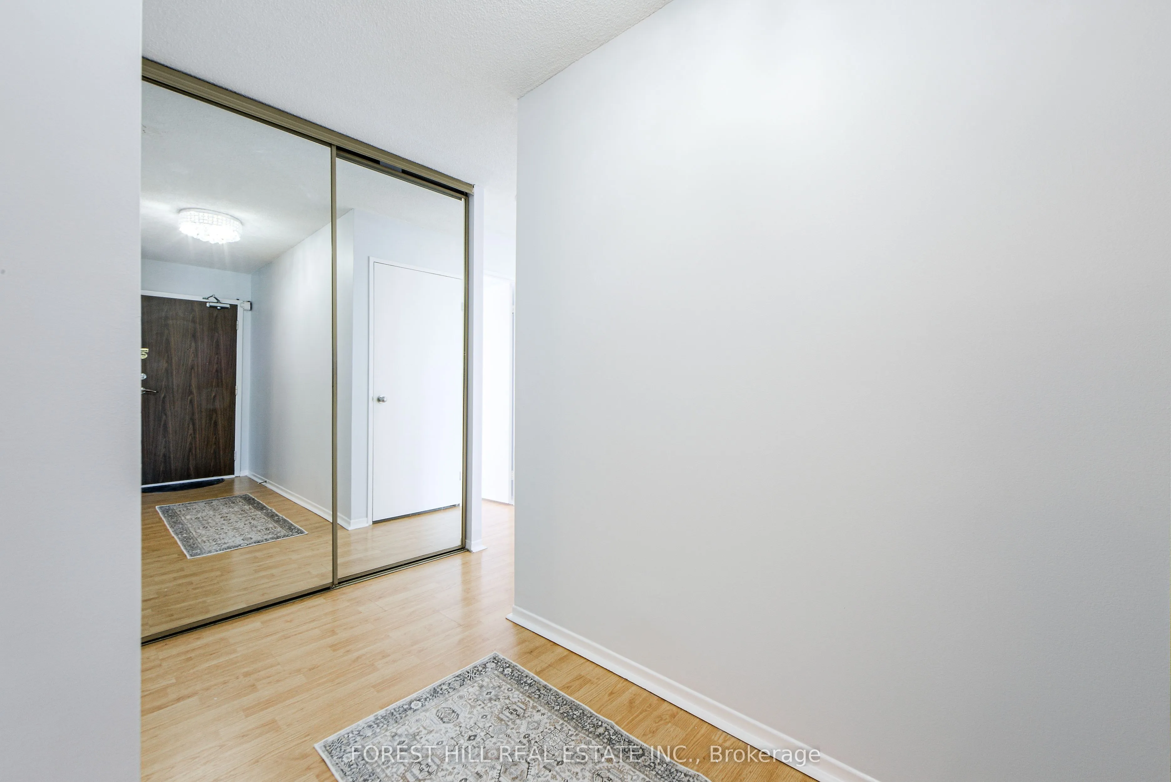80 Antibes Drive, #504