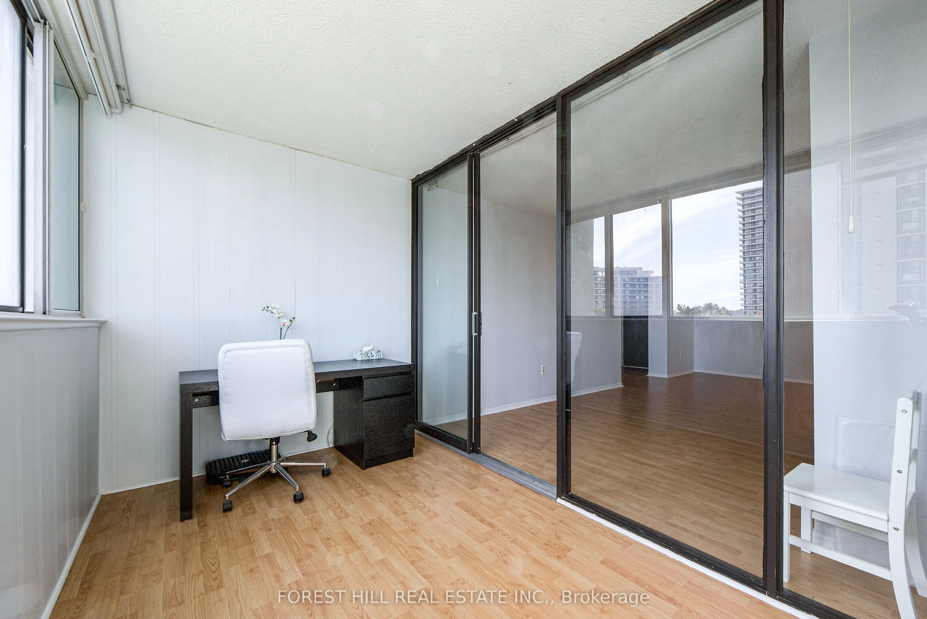 80 Antibes Drive, #504