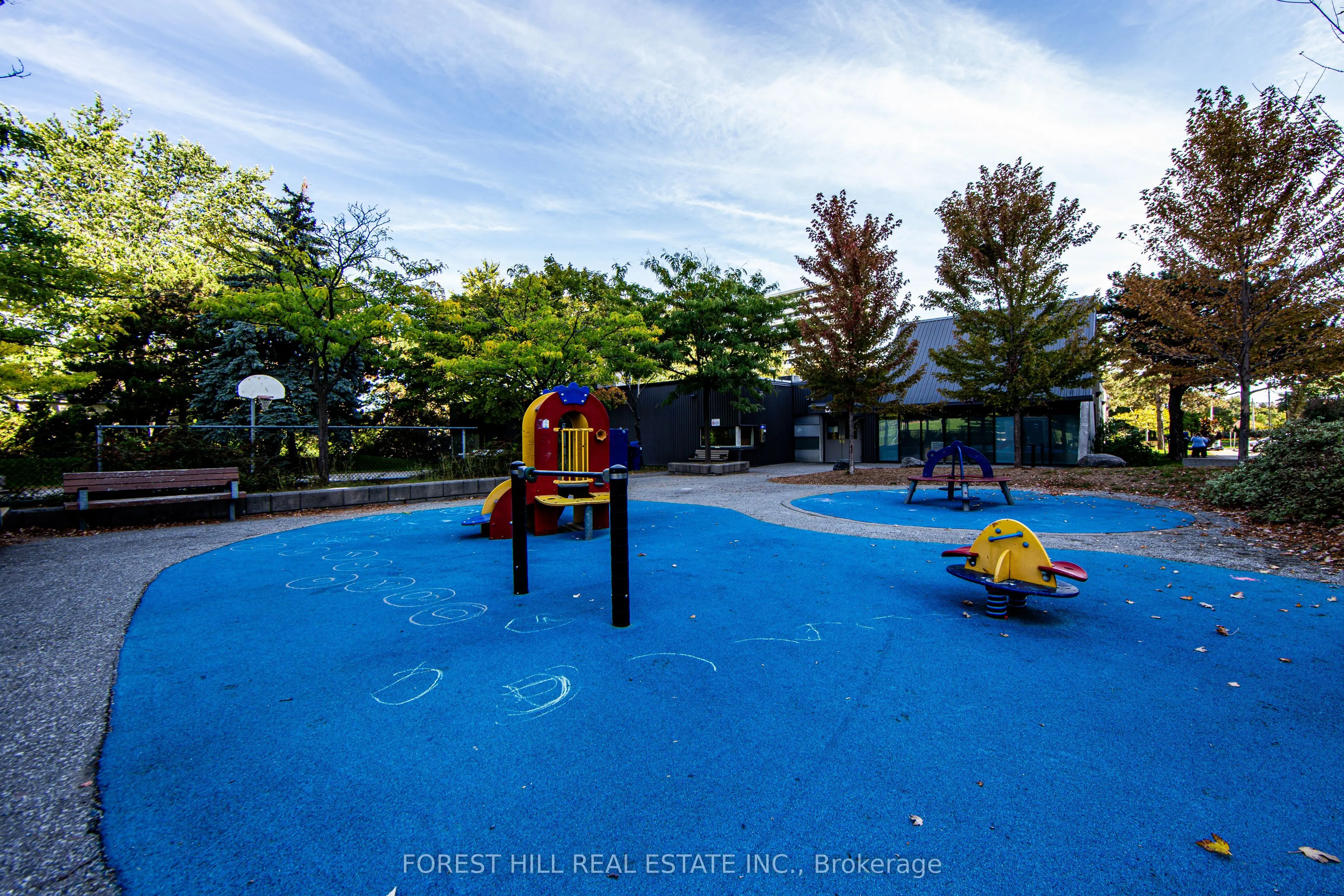 80 Antibes Drive, #504