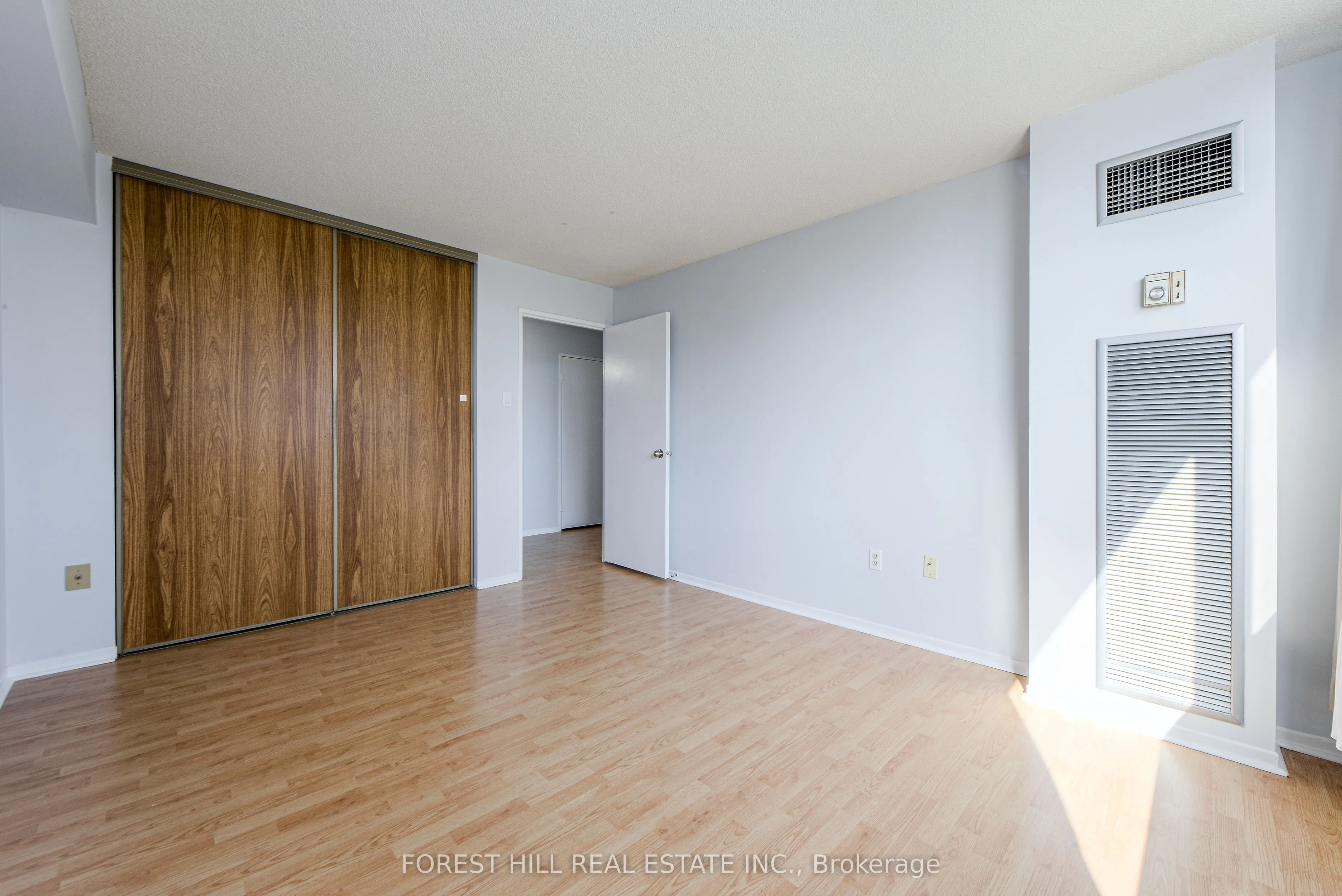 80 Antibes Drive, #504
