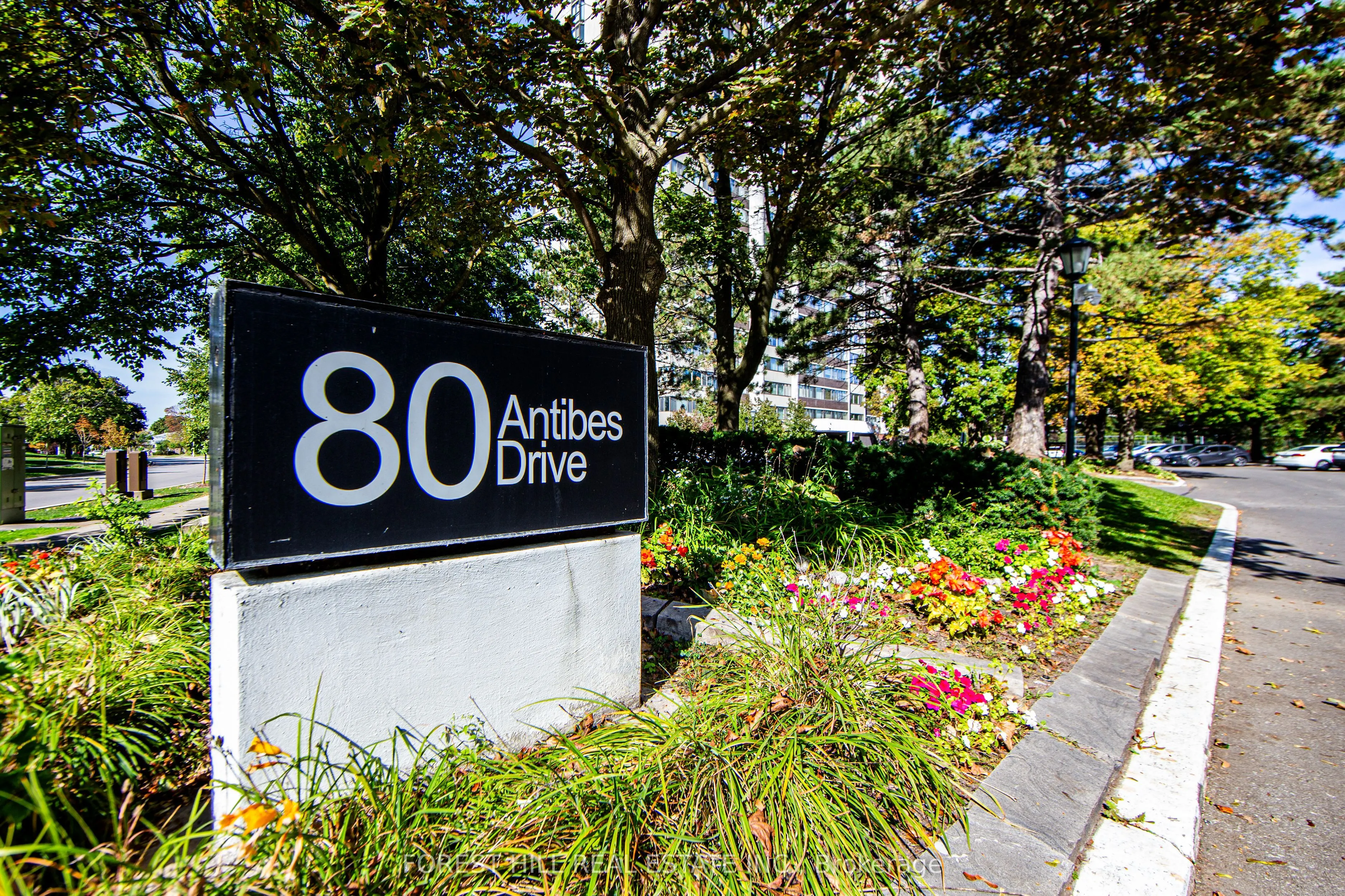 80 Antibes Drive, #504