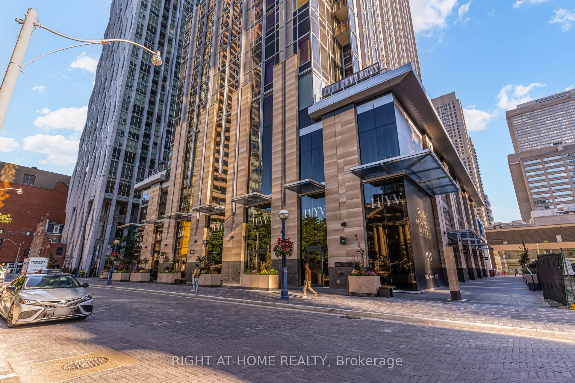 11 Yorkville Avenue, #2906